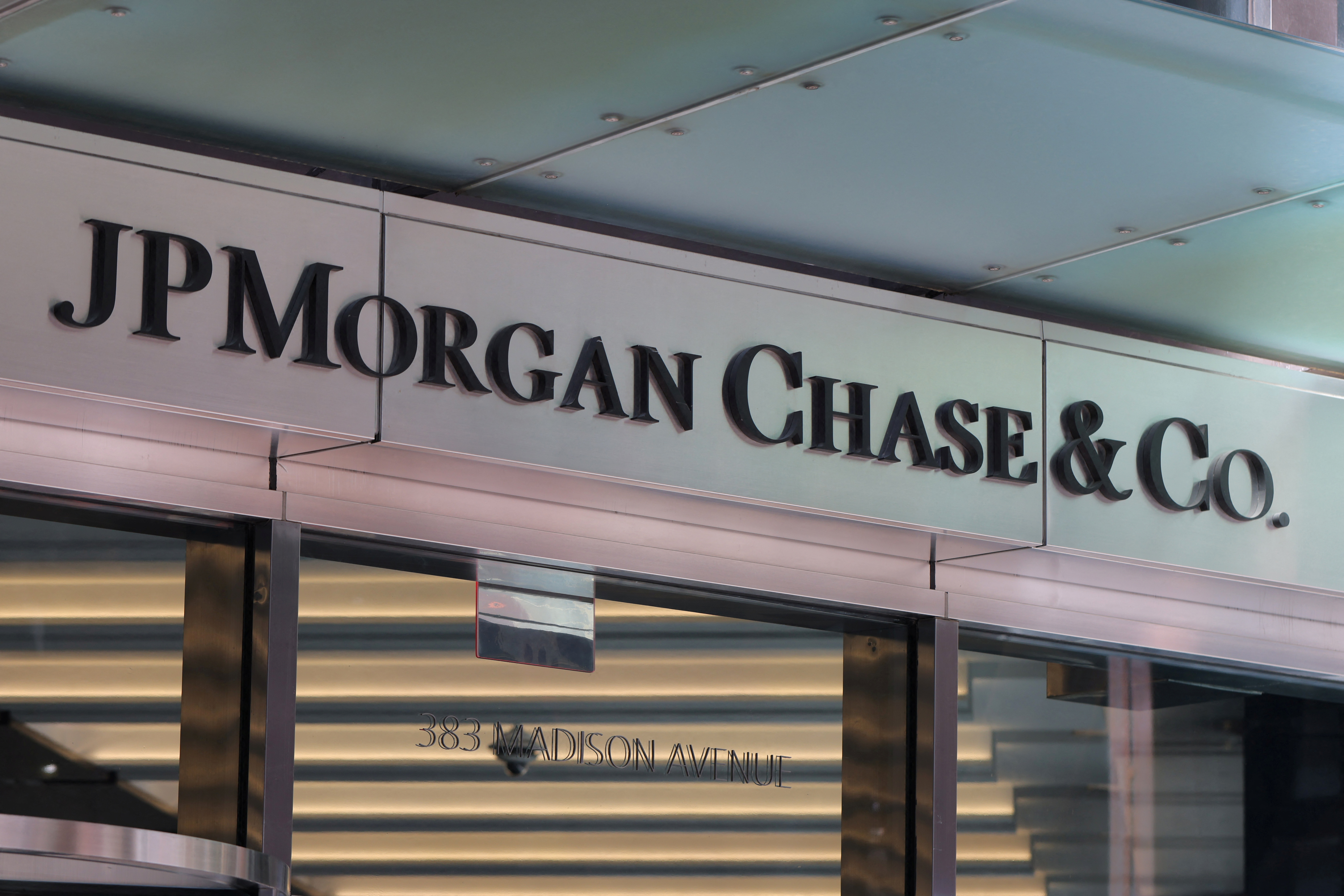 JP Morgan Chase met 1,4 milliard de dollars en réserve en cas de scénario noir en 2023