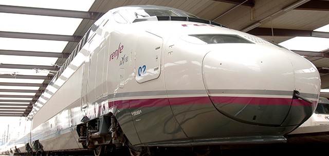 Attaquée en Espagne par Ouigo, la Renfe défie la SNCF en lançant ses premiers TGV en France