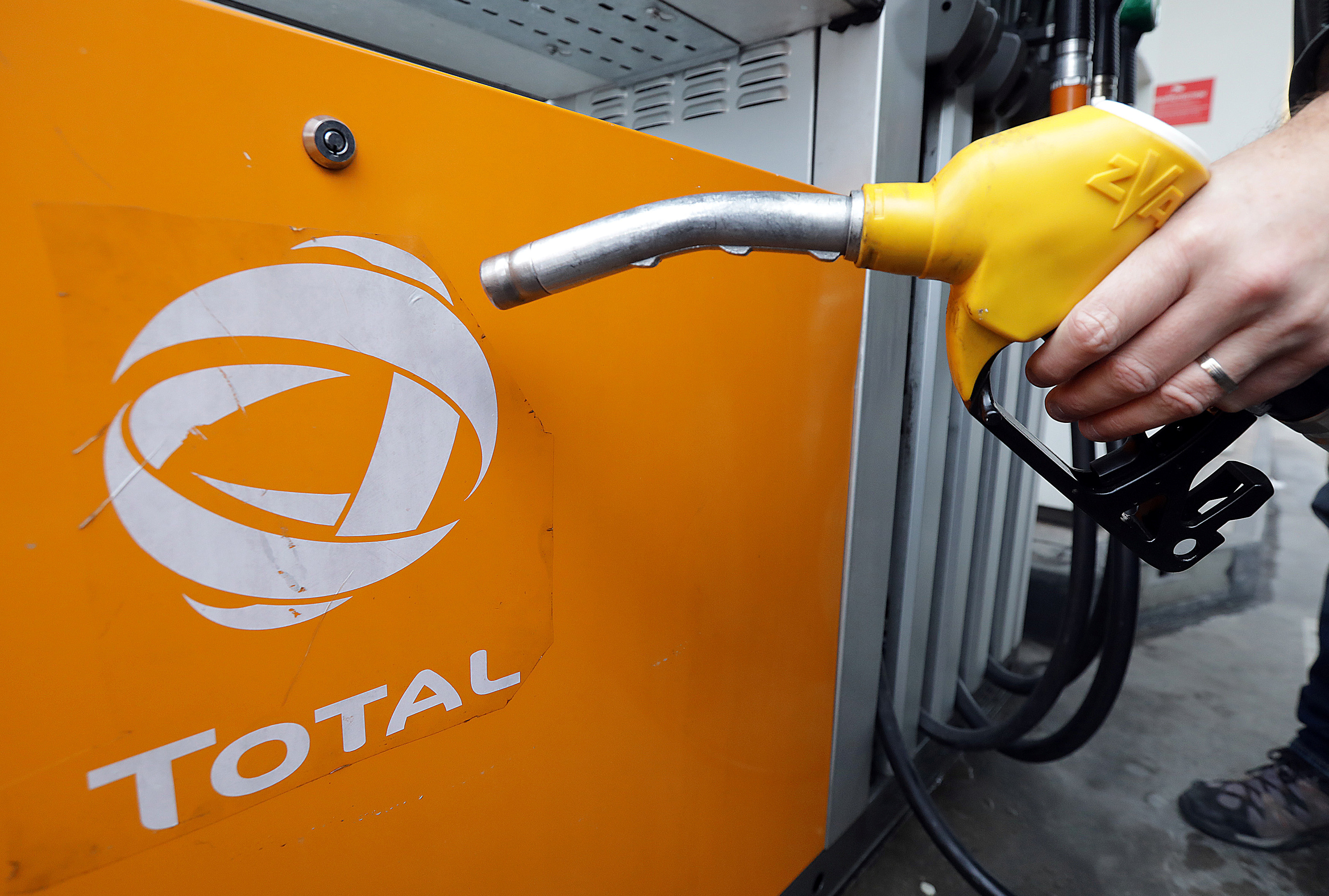 TotalEnergies élargit son blocage des prix à 1,99 euro à tous les carburants