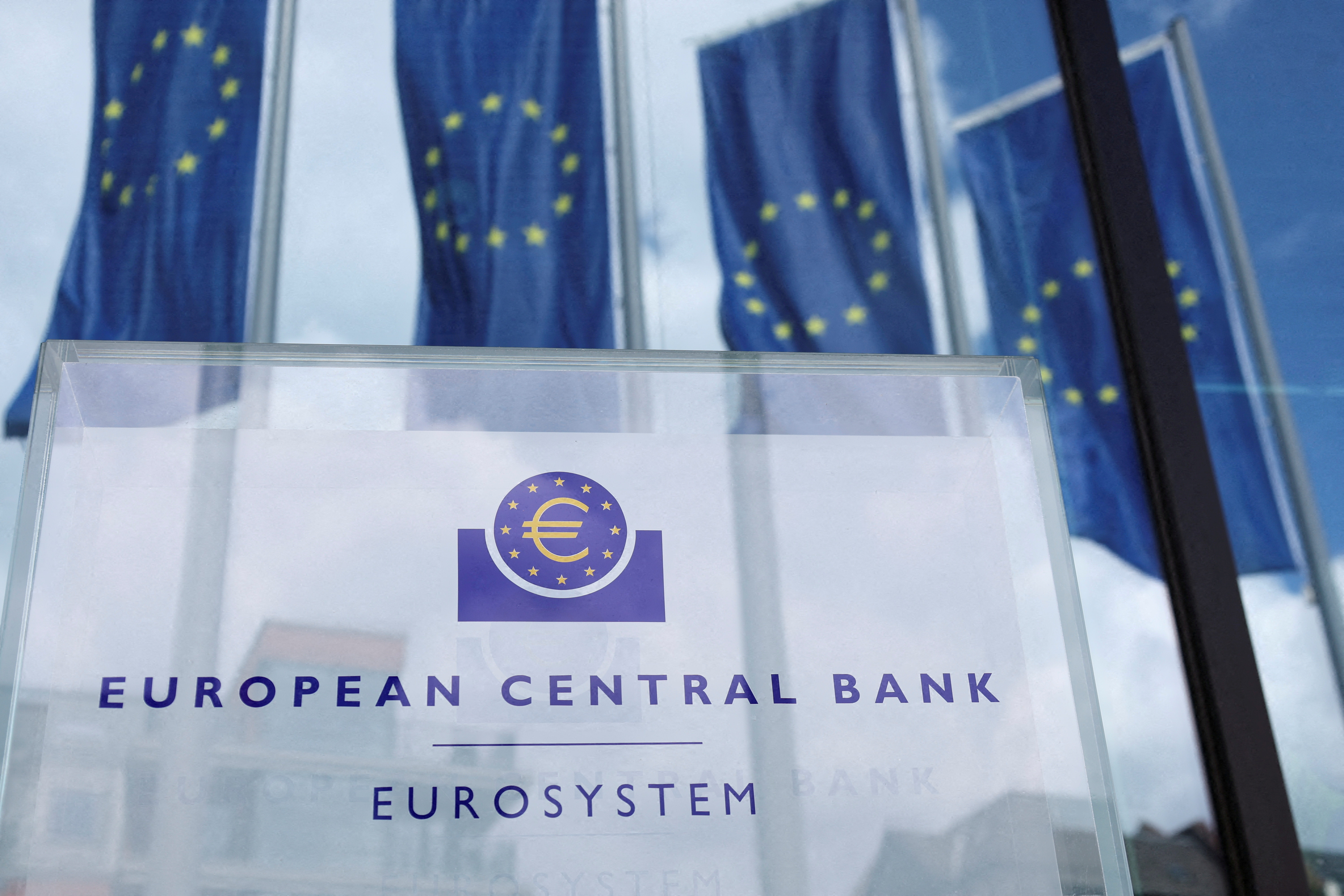 Taux : les hausses vont continuer, prévoient des membres de la BCE et de la Fed