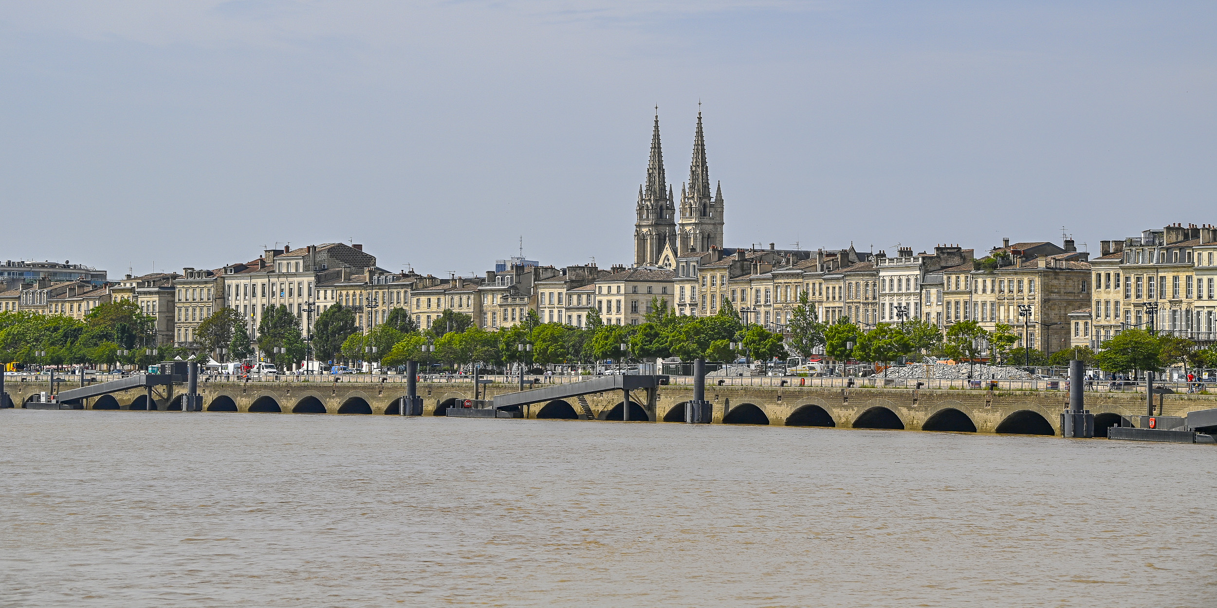 Coup de frein sur l'immobilier à Bordeaux mais hausse dans toute la Gironde