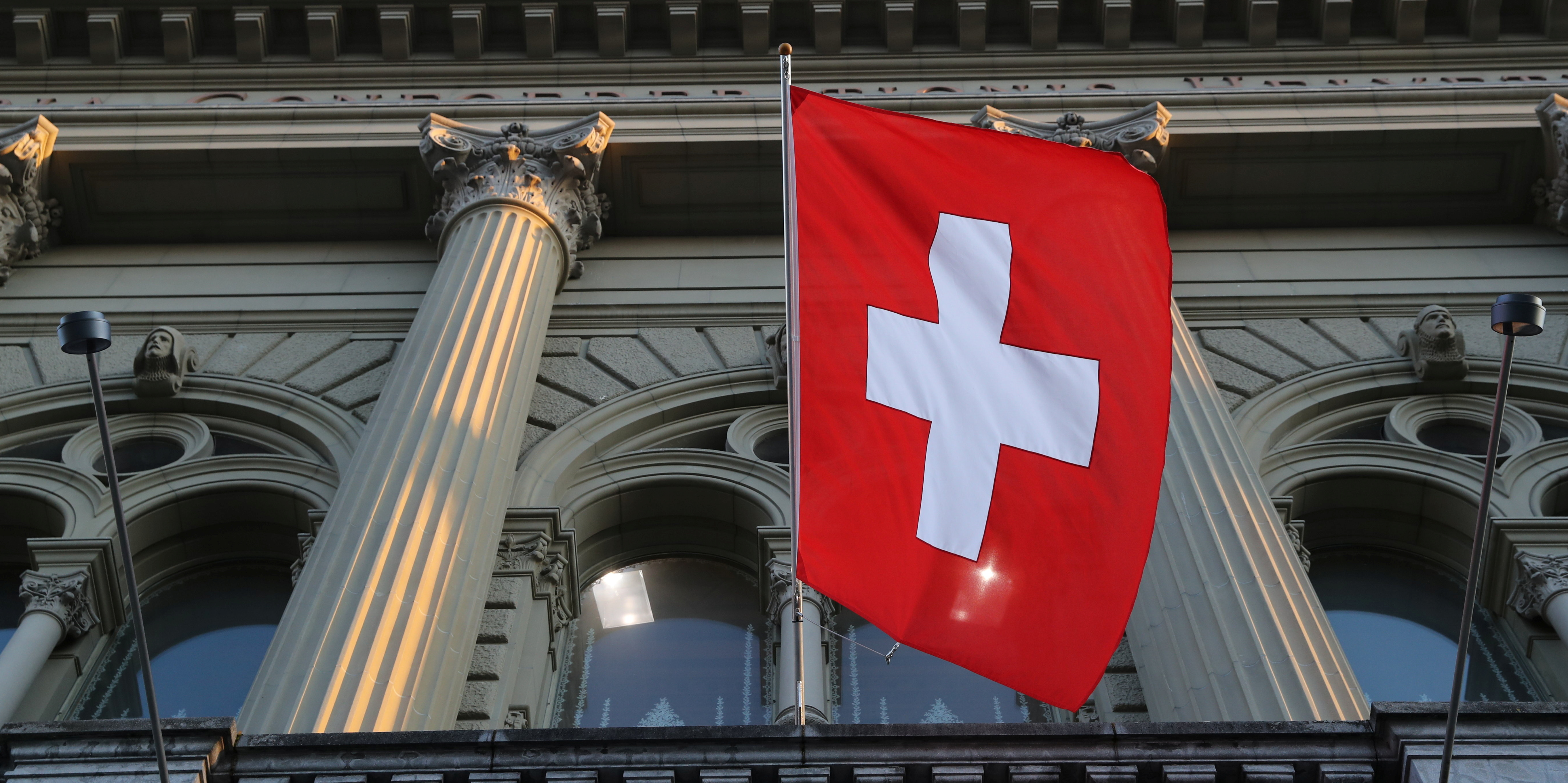 La Banque centrale suisse enregistre une perte record de 132,5 milliards de francs suisses en 2022