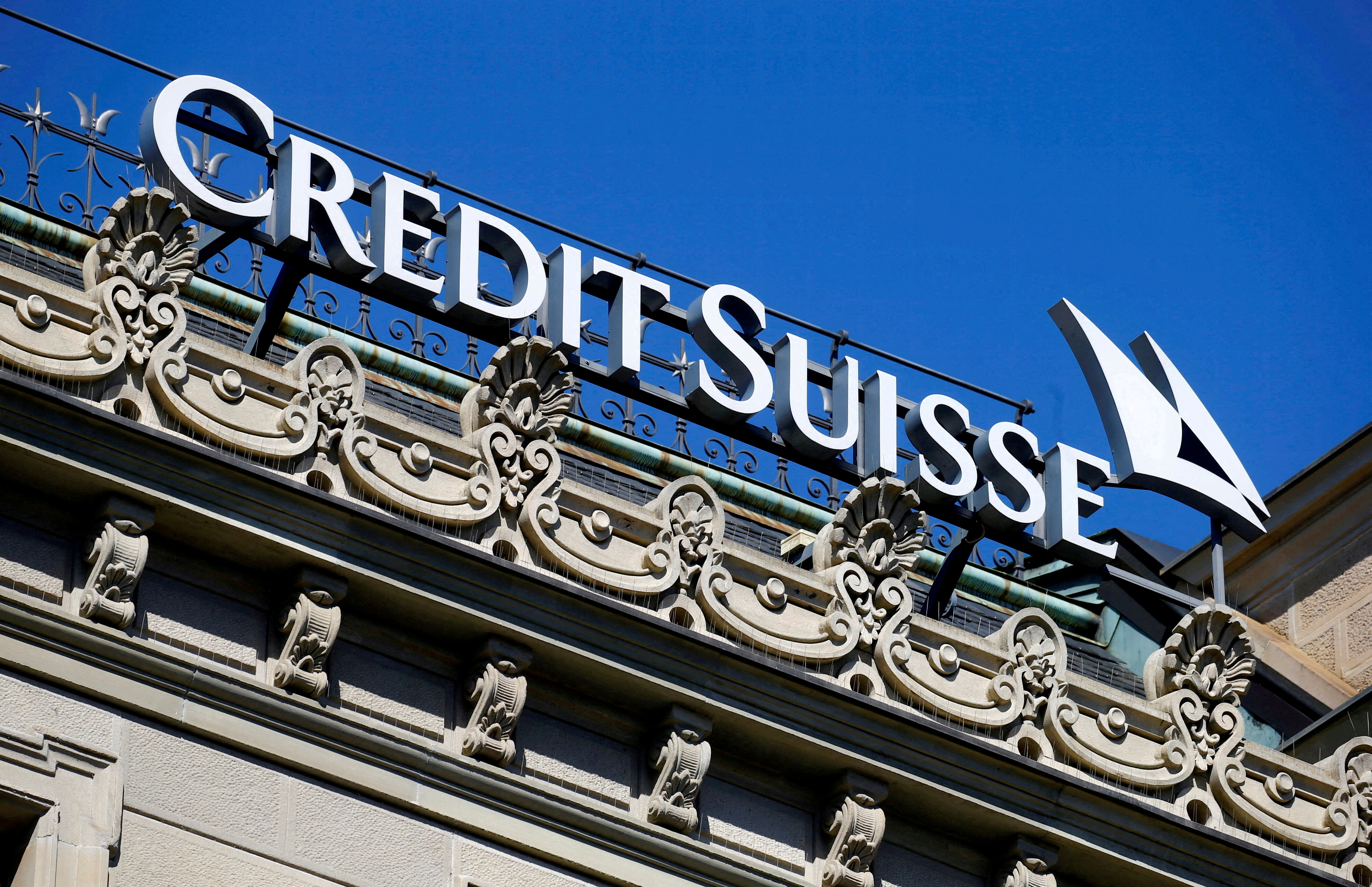 Bourse : Credit Suisse rebondit très fortement après avoir obtenu le soutien de la banque centrale suisse