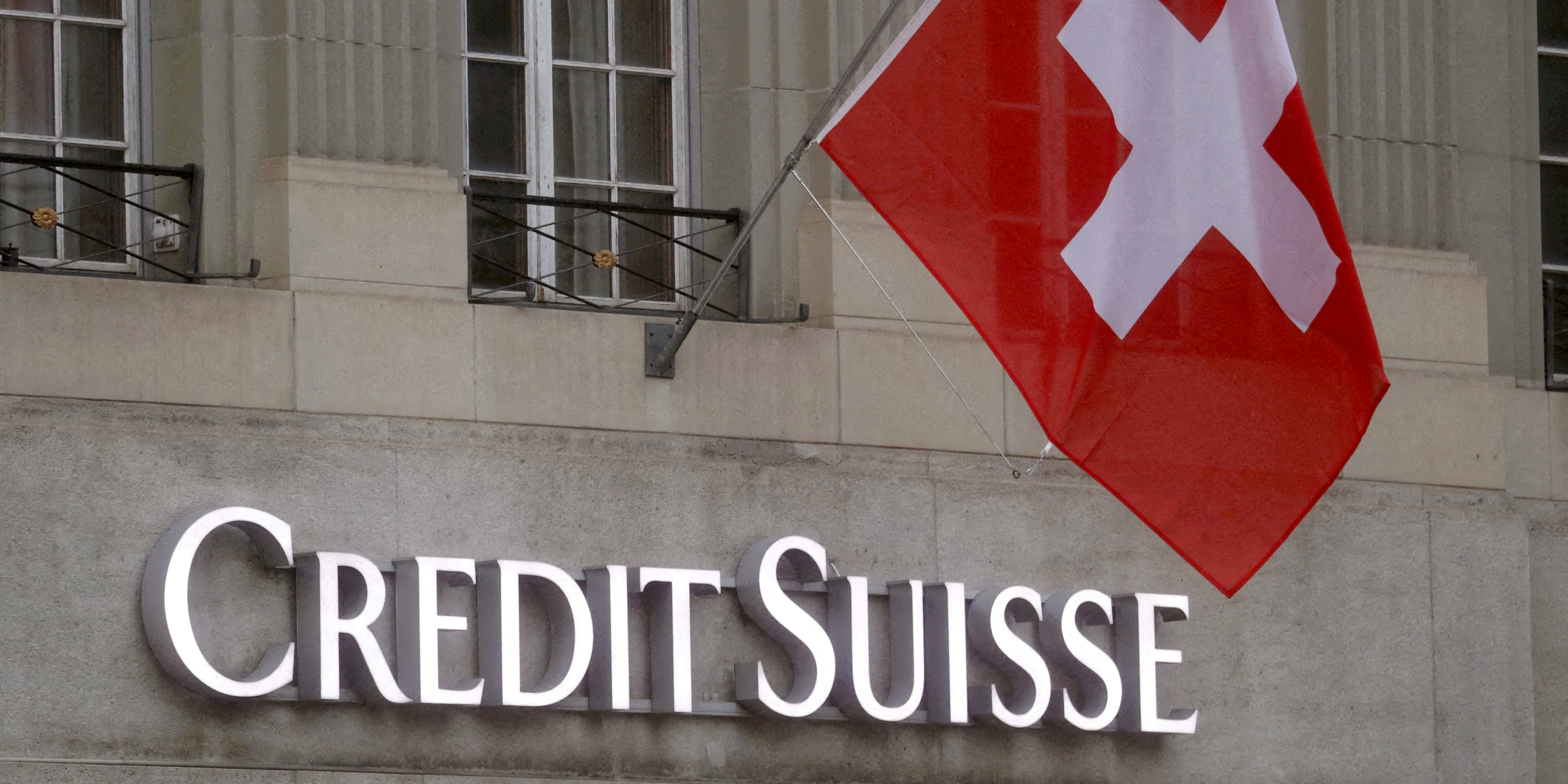 UBS serait en pourparlers pour racheter Credit Suisse