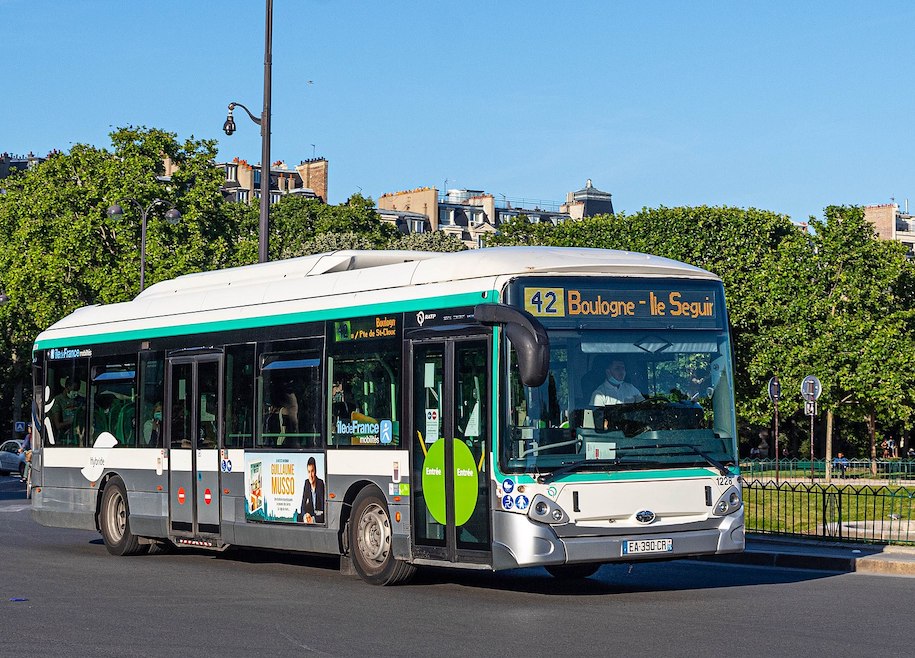 Décarbonation des transports publics: les opérateurs alertent Matignon et le Parlement
