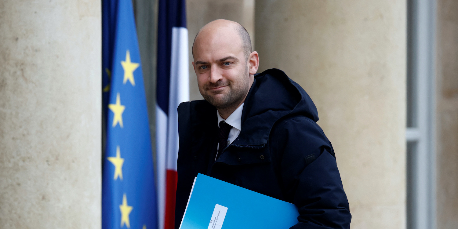 Fibre : Jean-Noël Barrot appelle à un « nouvel accord » avec les opérateurs télécoms