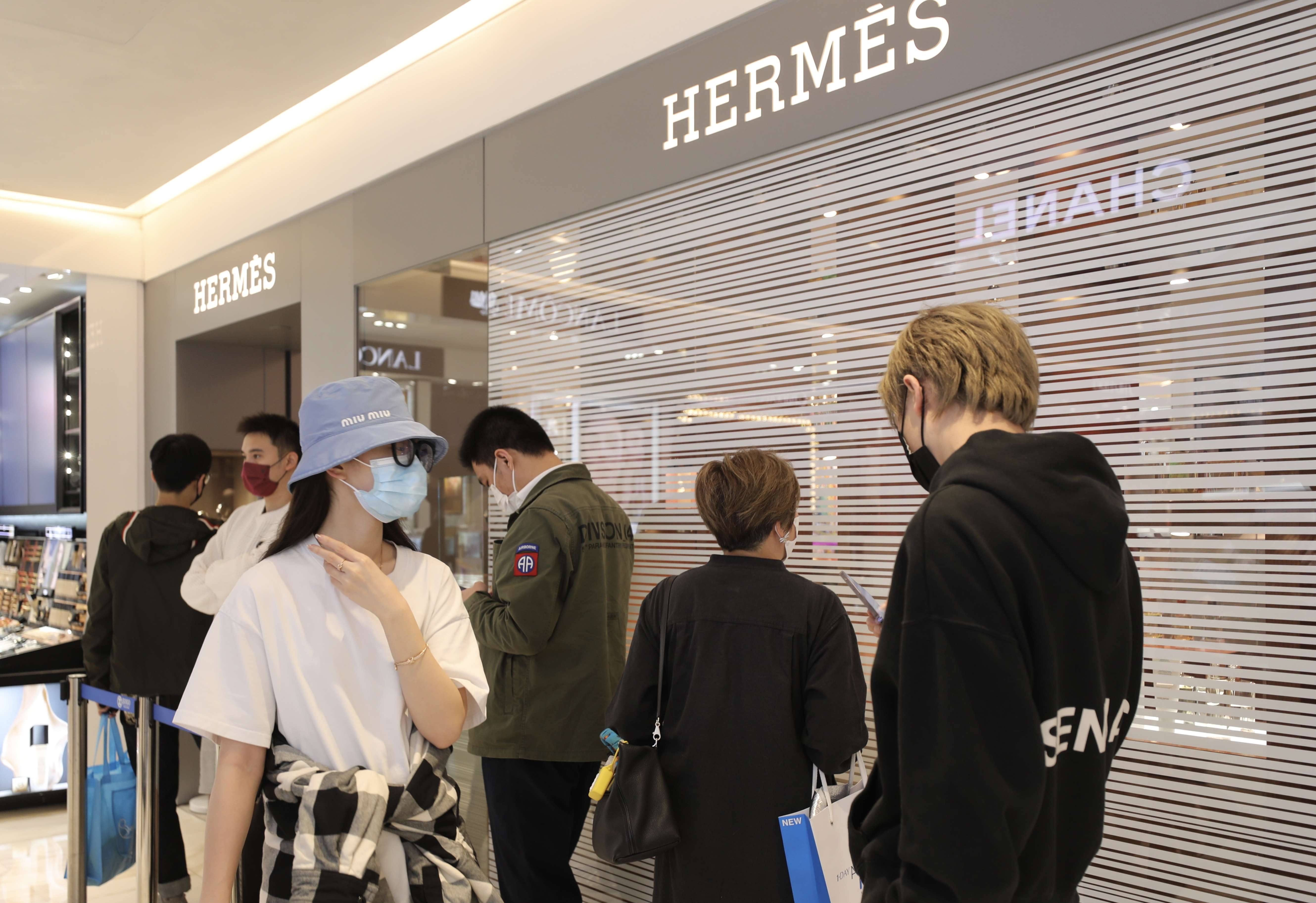 Hermès : malgré une progression des ventes, les attentes des marchés déçues par le ralentissement de la demande chinoise