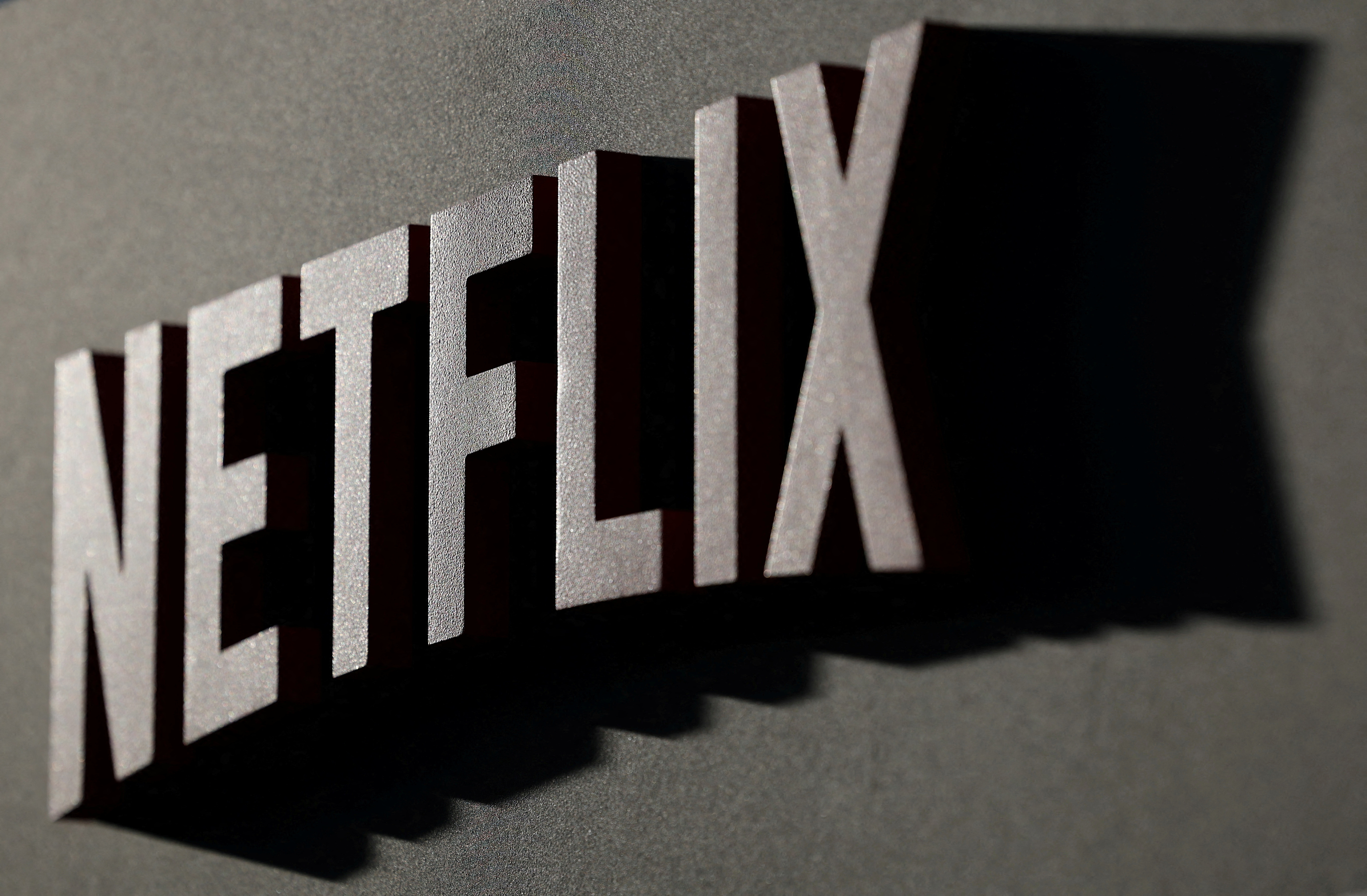 En serrant la vis sur les abonnements, Netflix a gagné près de six millions d'abonnés
