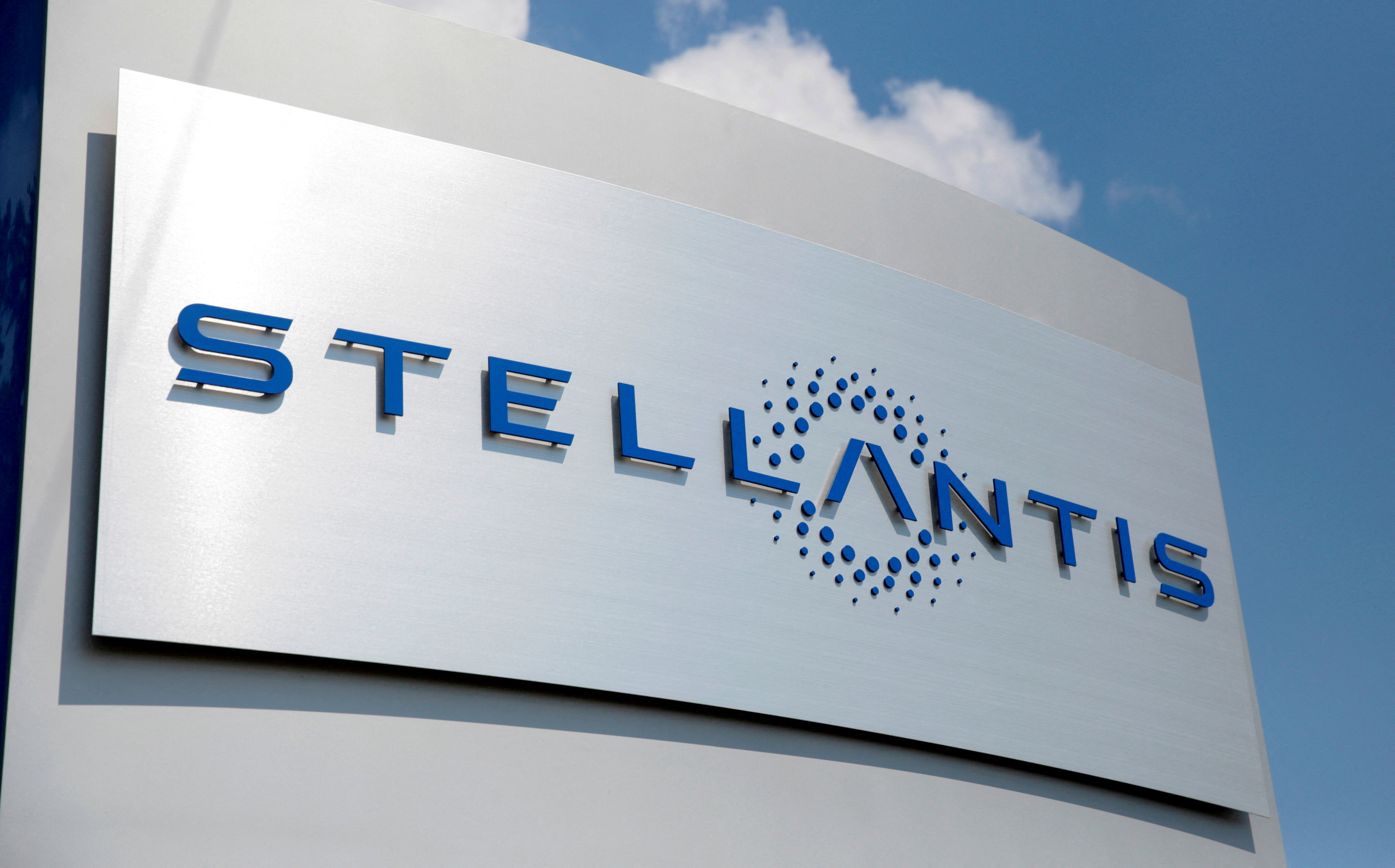 Stellantis affiche un chiffre d'affaires en hausse de 14% au premier trimestre porté par l'électrique