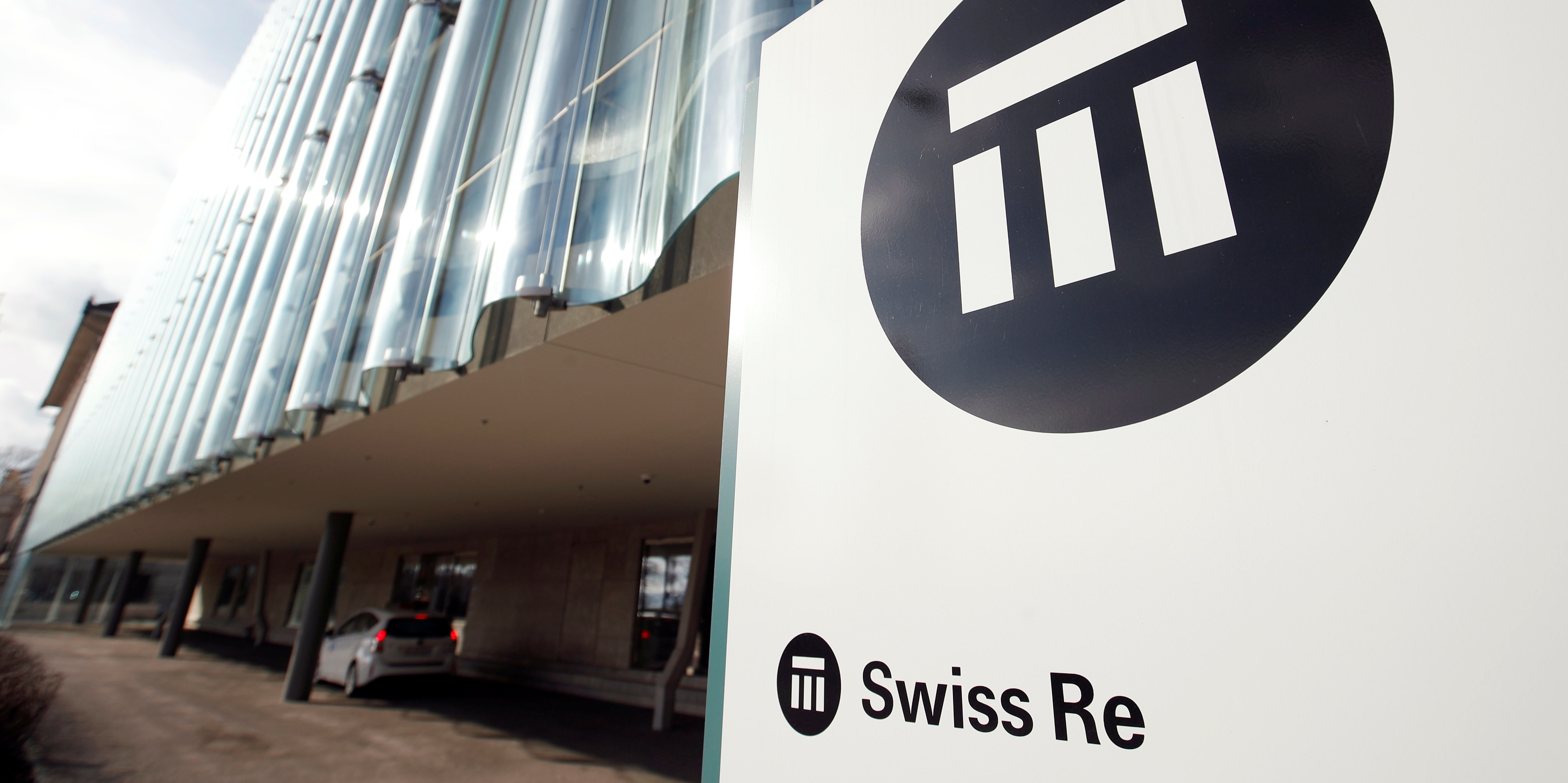 Swiss Re renoue avec les bénéfices au premier trimestre, la succession de Sergio Ermotti lancée