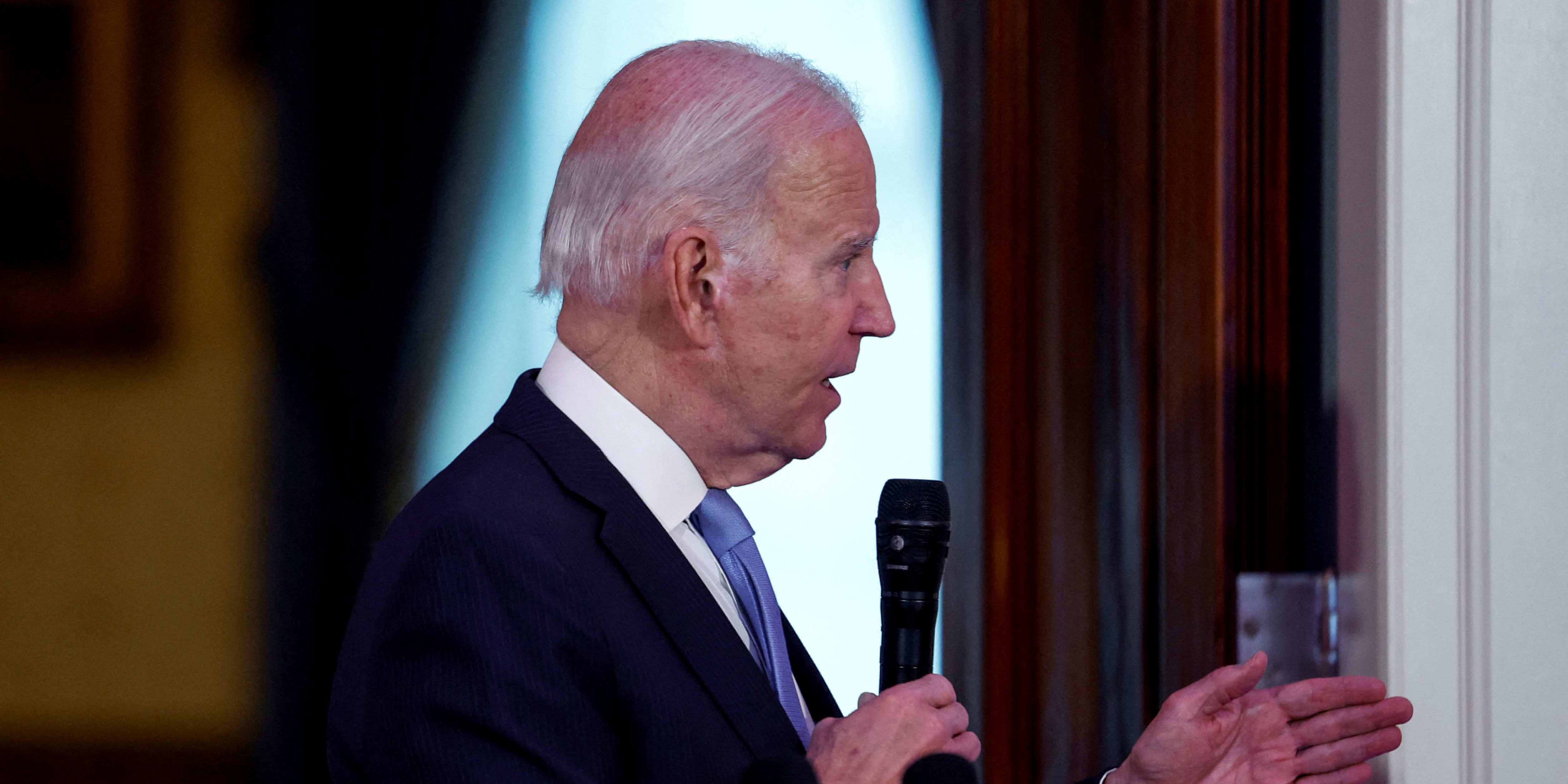 Intelligence artificielle: Biden convoque les acteurs pour évoquer les risques potentiels
