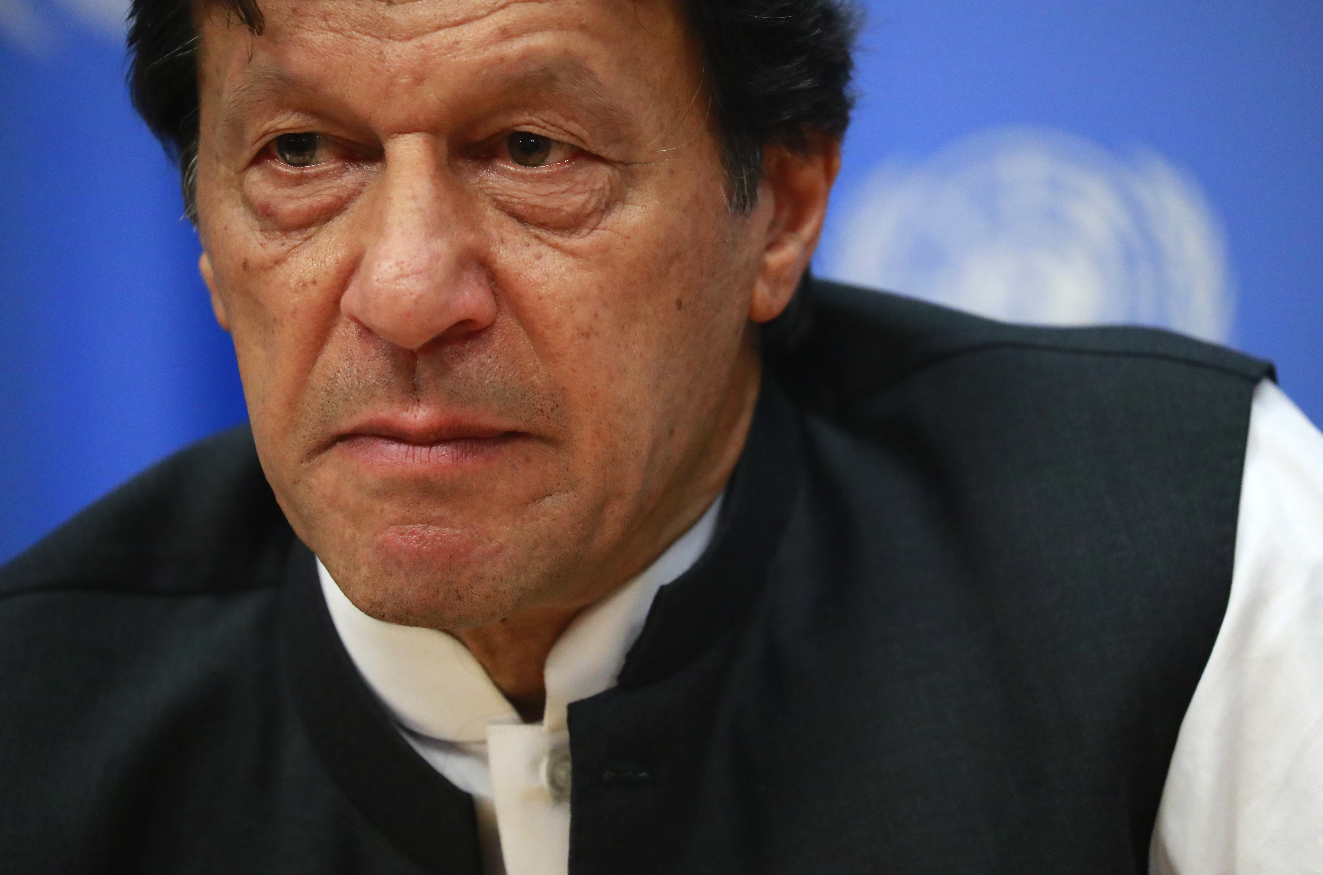 Pakistan : l'ex-Premier ministre Imran Khan condamné à trois ans de prison pour corruption