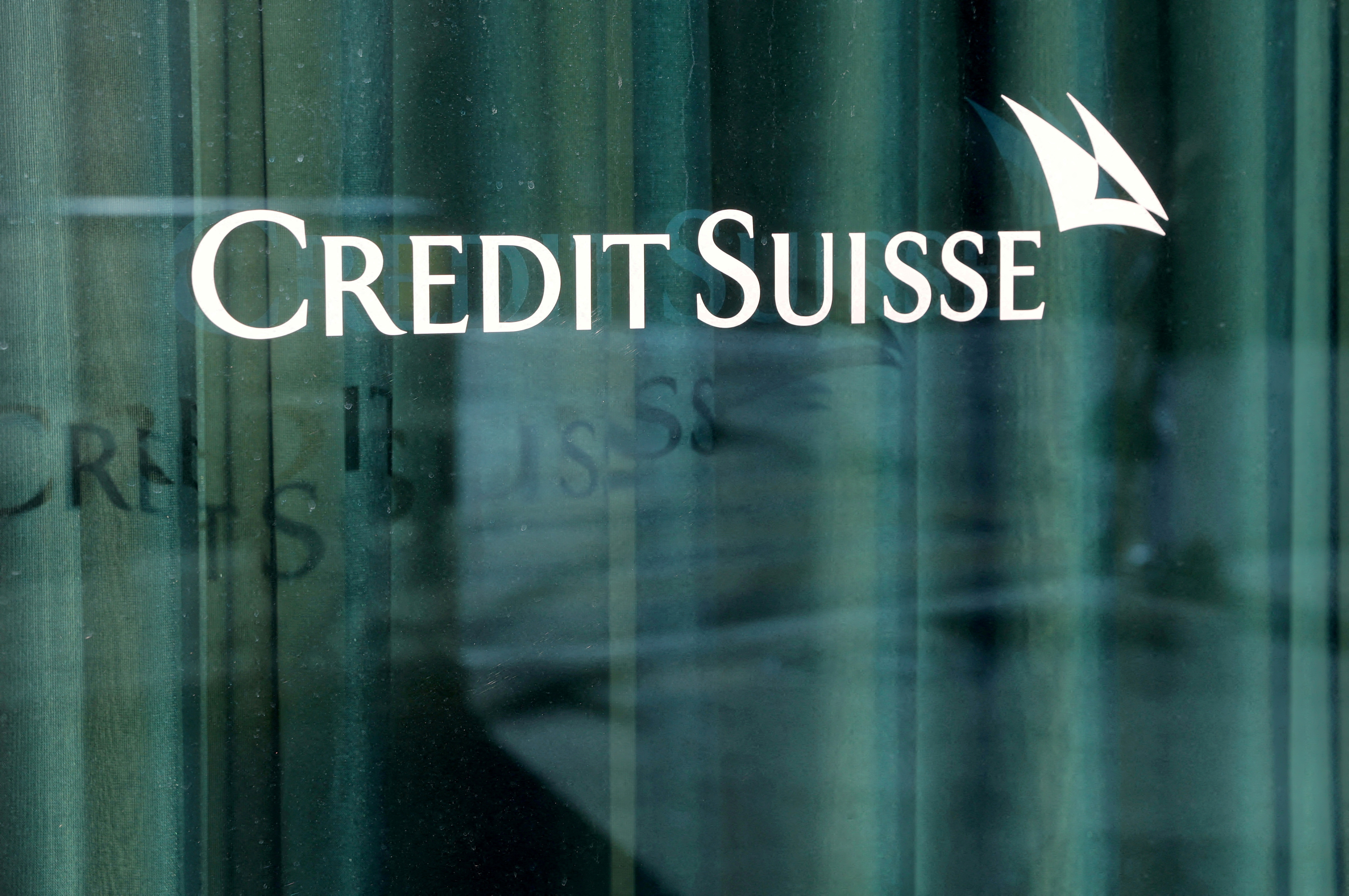 Credit Suisse : Bruxelles donne son feu vert au rachat par UBS, malgré la colère des actionnaires