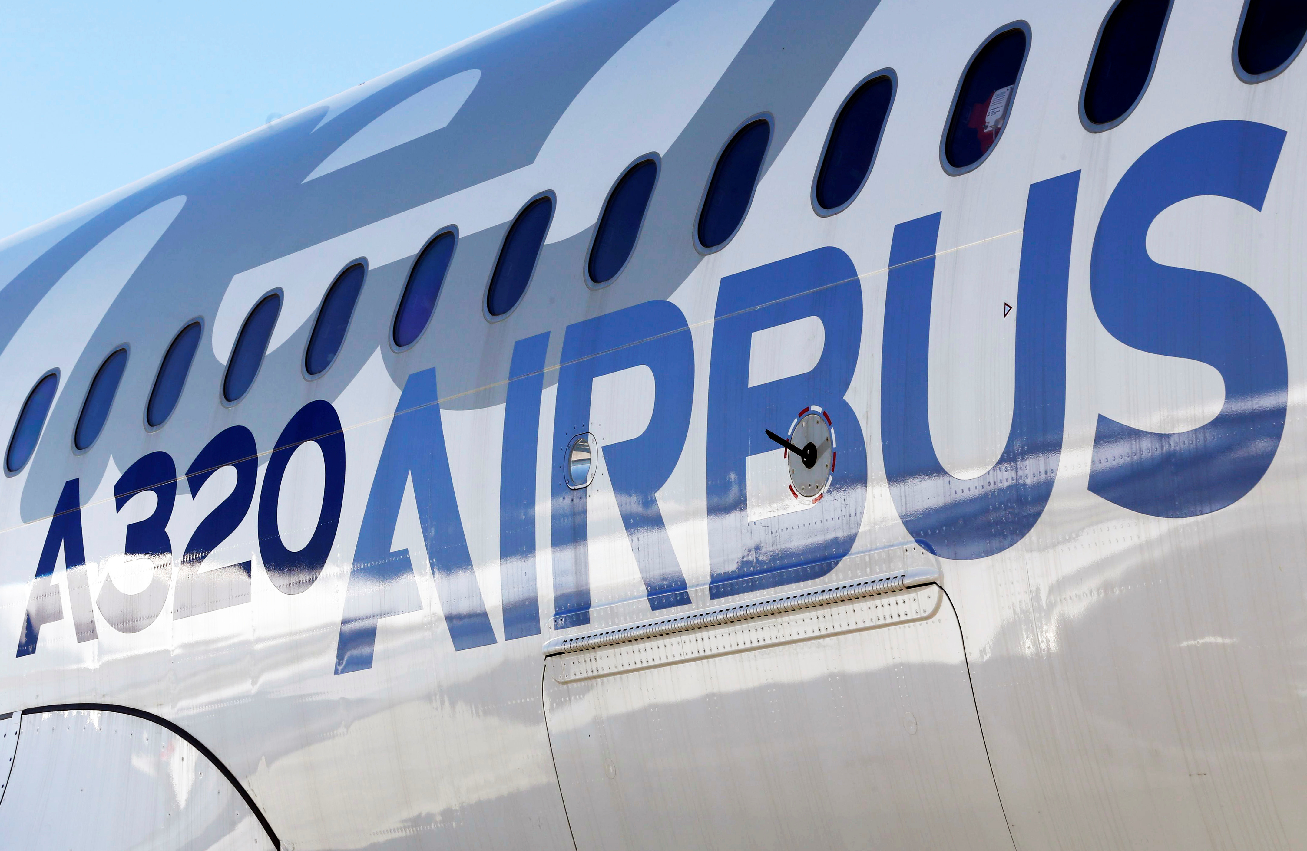 Airbus poursuit sa marche en avant mais perd en rentabilité
