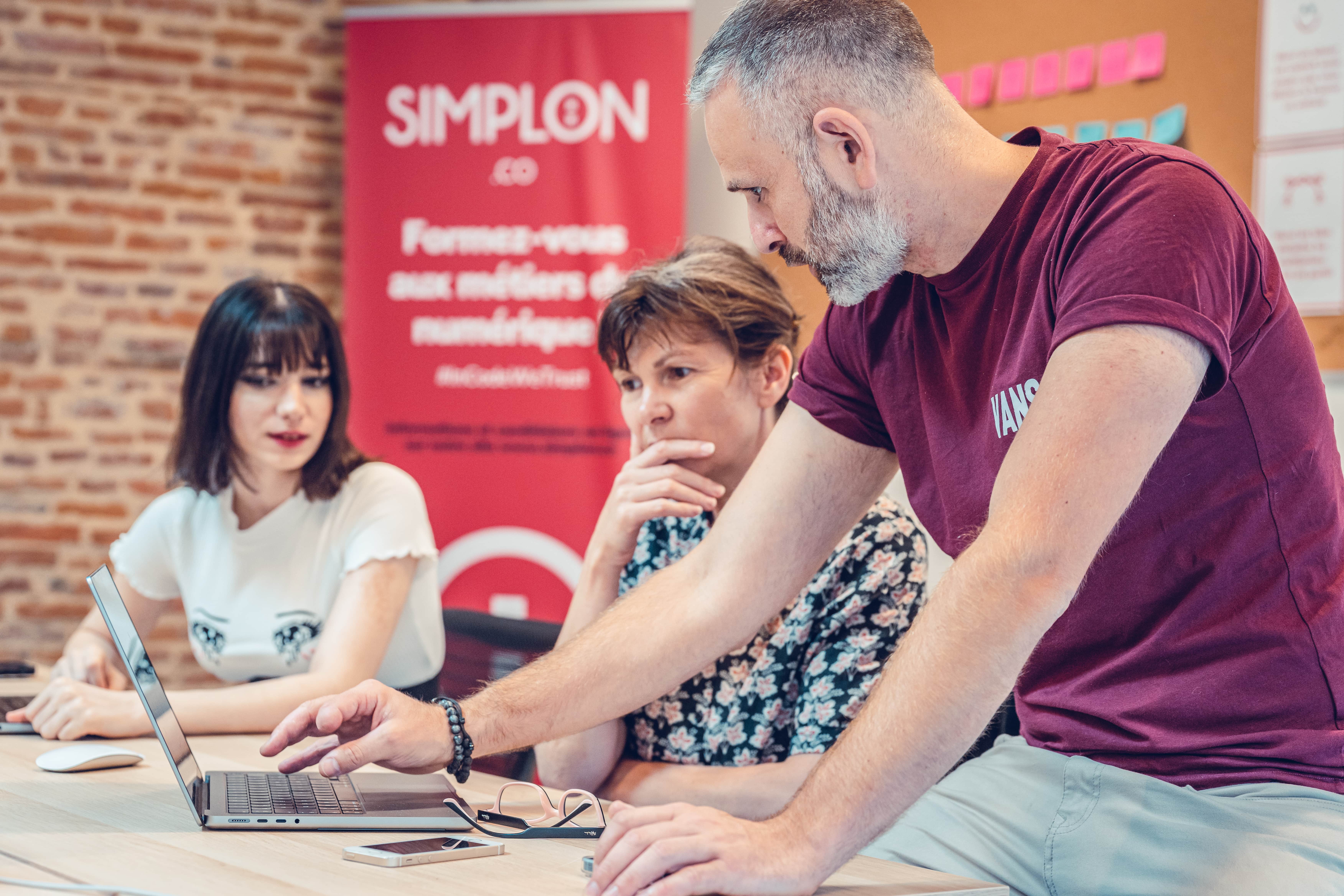 À Toulouse, Simplon teste une formation 100 % féminine dédiée aux métiers du numérique
