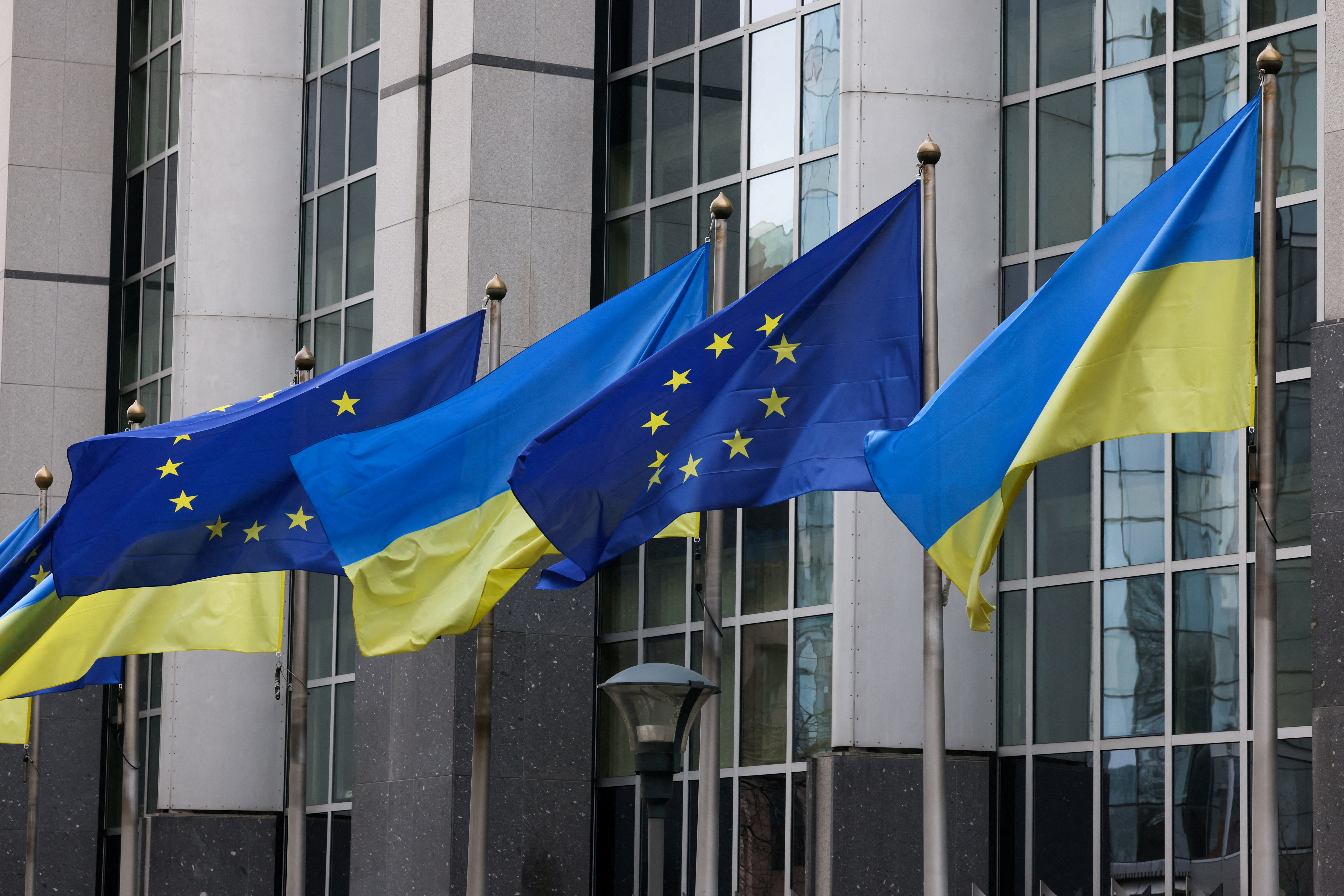 Les aéroports européens appellent Bruxelles et Kiev à anticiper le redémarrage des plateformes ukrainiennes
