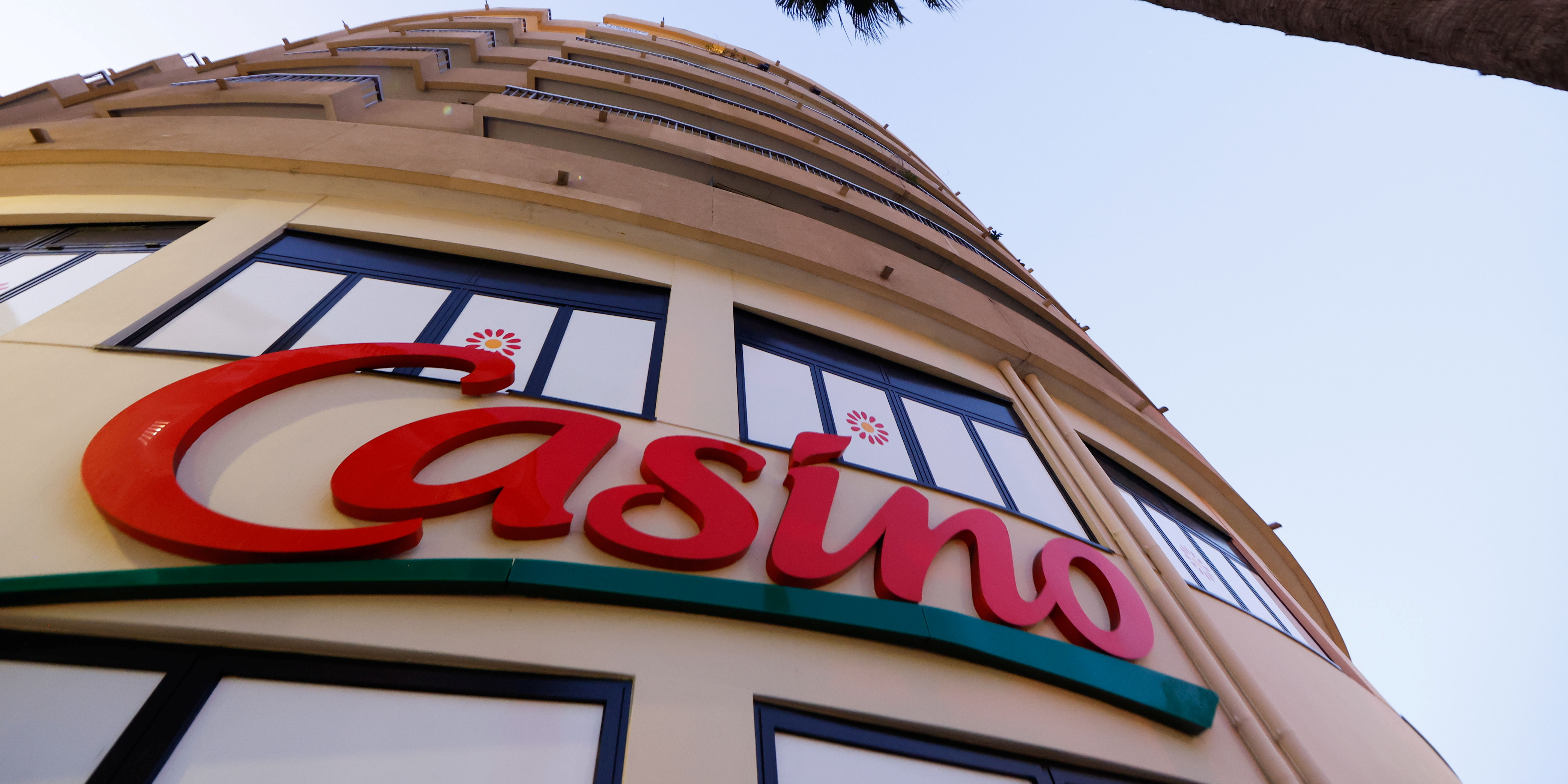 Casino vend sa participation dans l'enseigne brésilienne Assai pour « renforcer sa liquidité »