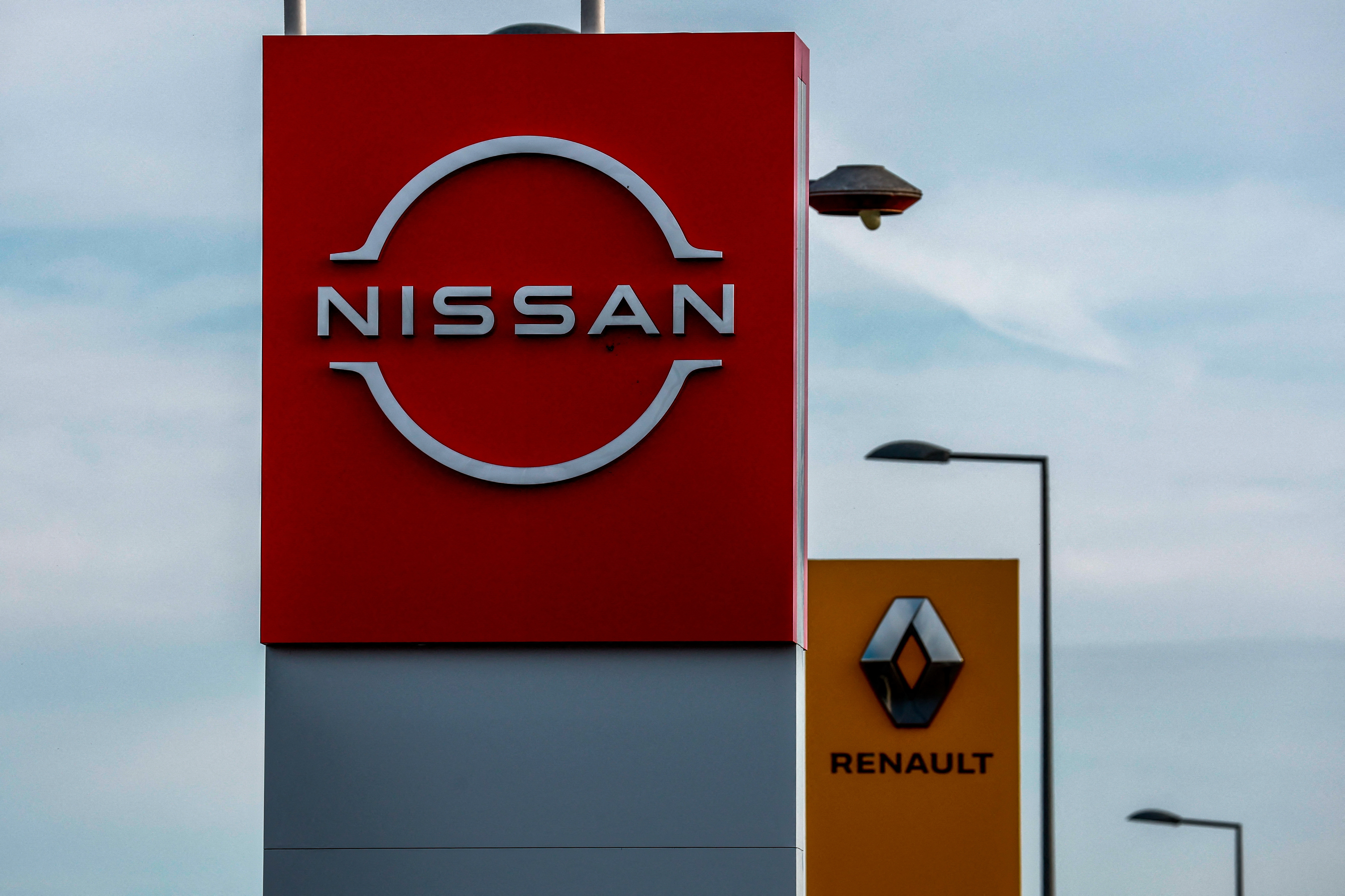 Renault va vendre pour 765 millions d'euros d'actions Nissan et réaliser une forte moins-value au passage