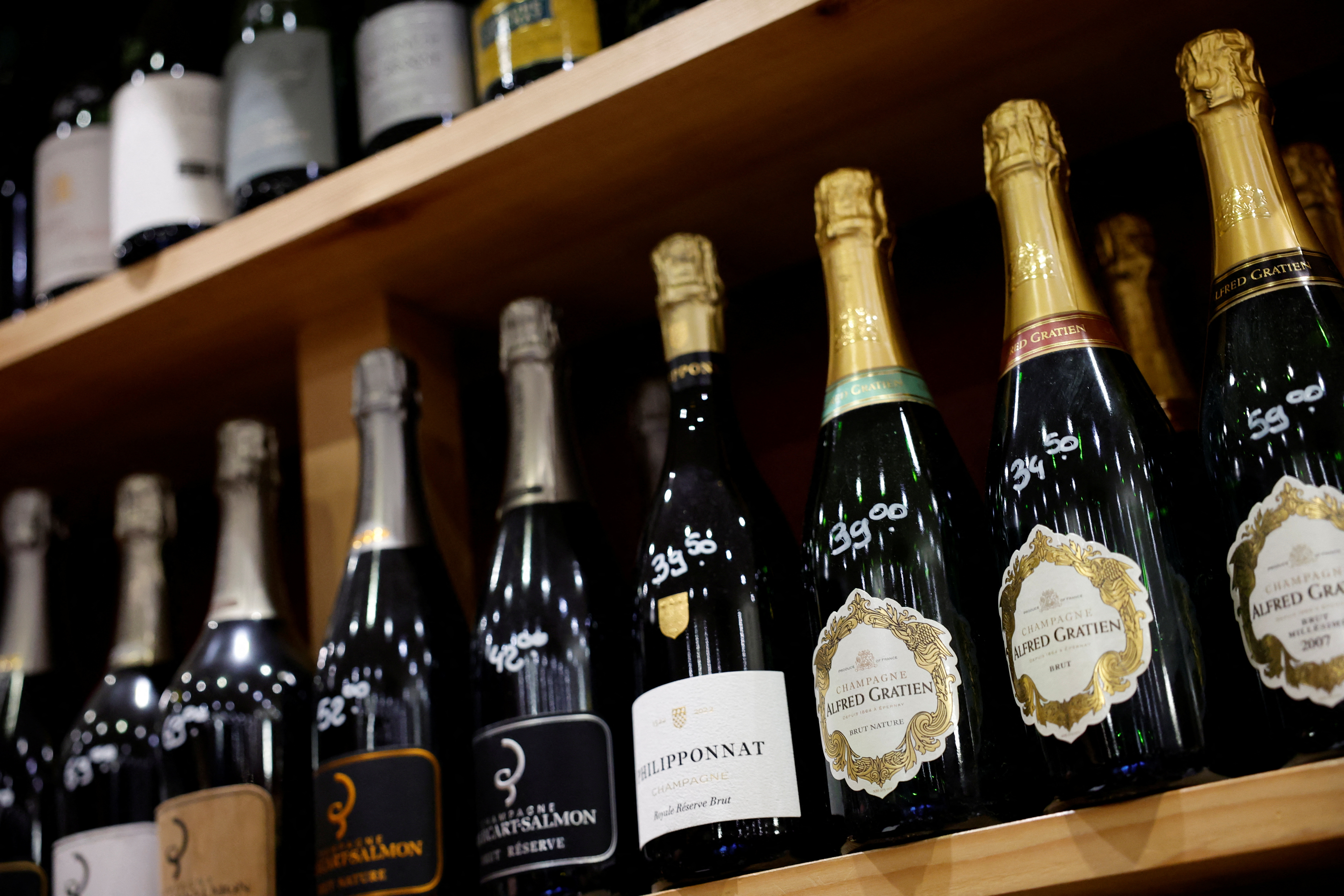 La montée en gamme sauve la saison des vins de champagne