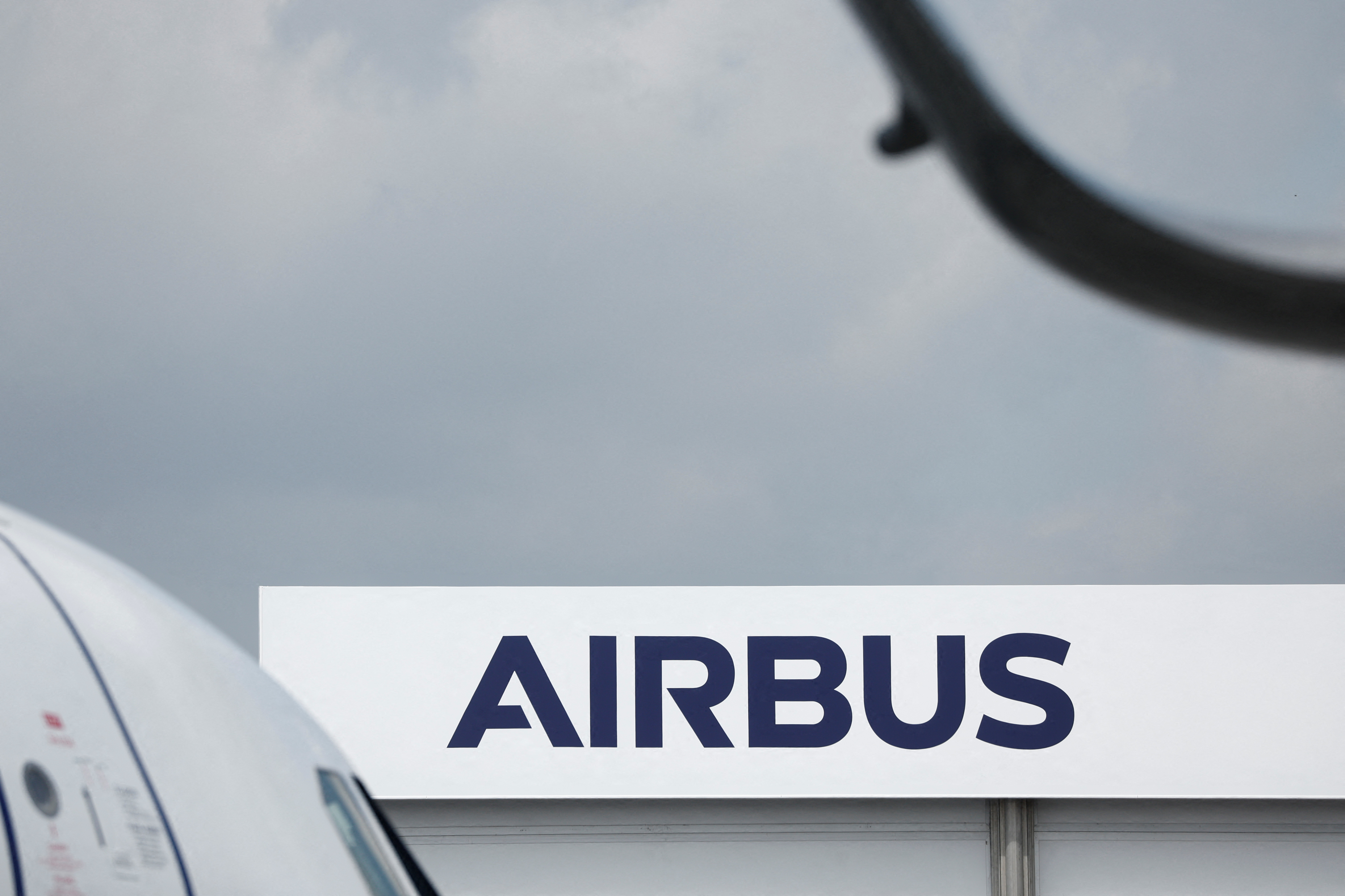 Livraisons d'avion: Airbus accélère la cadences pour tenter de remplir ses objectifs