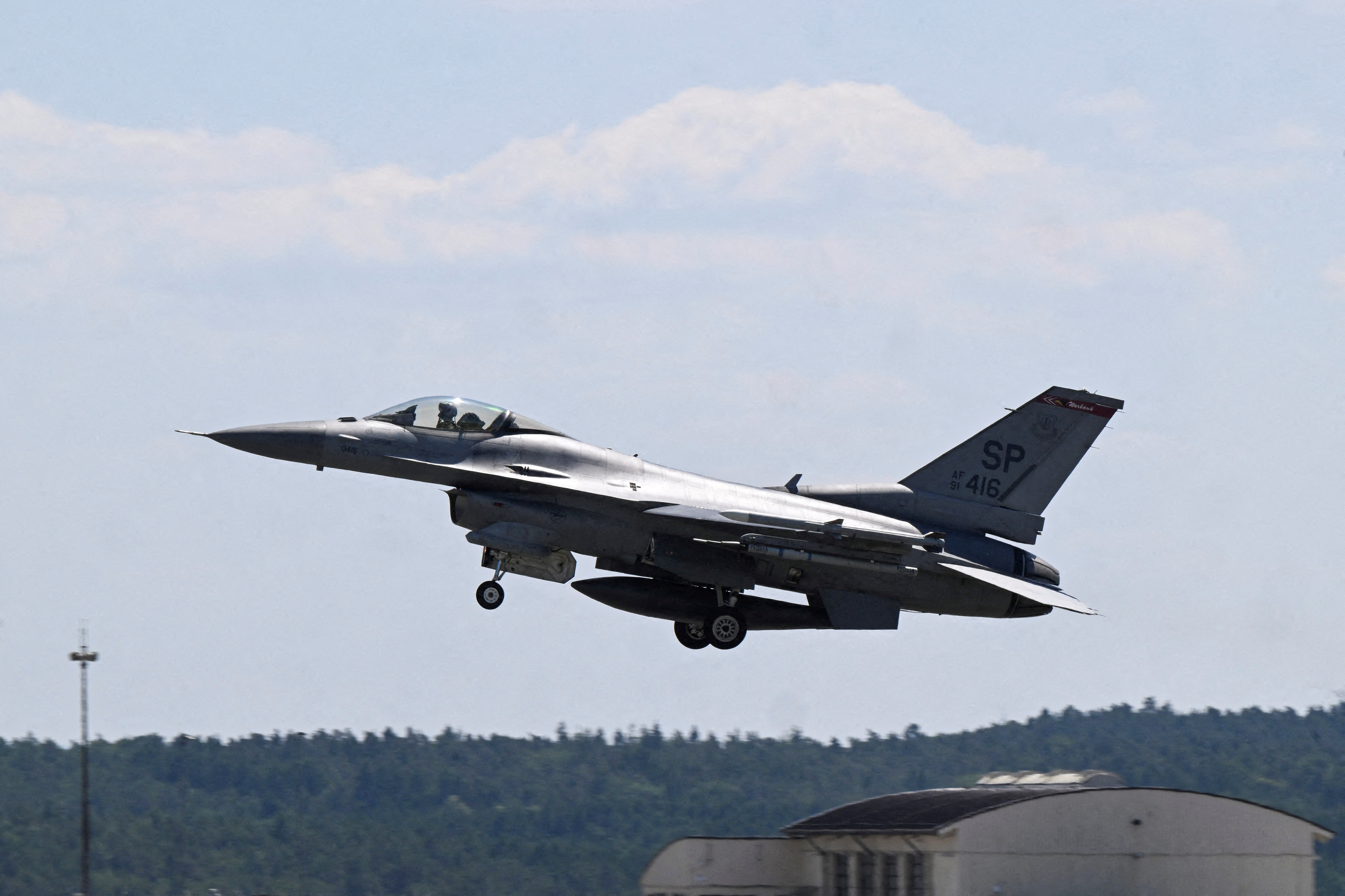 Guerre en Ukraine : le Danemark confirme l'envoi de F-16 à Kiev au deuxième trimestre