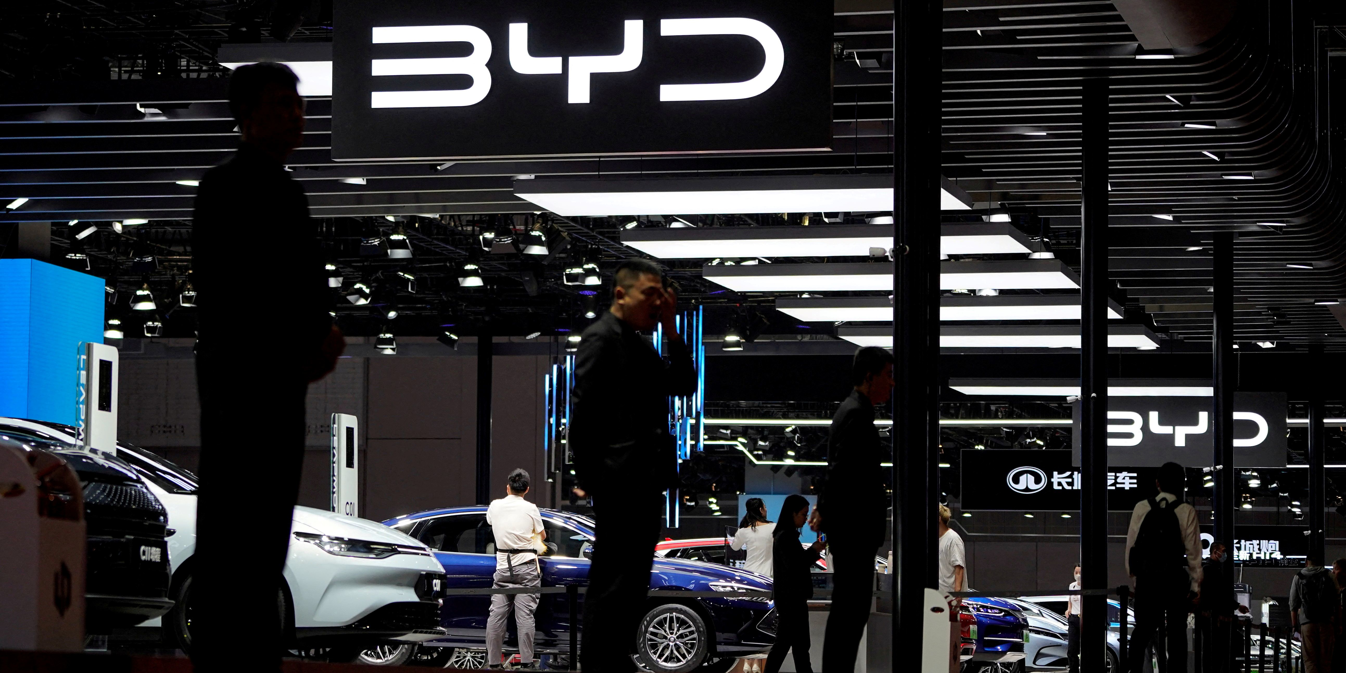Automobile : grâce aux subventions de Pékin, les constructeurs chinois continuent leur folle ascension