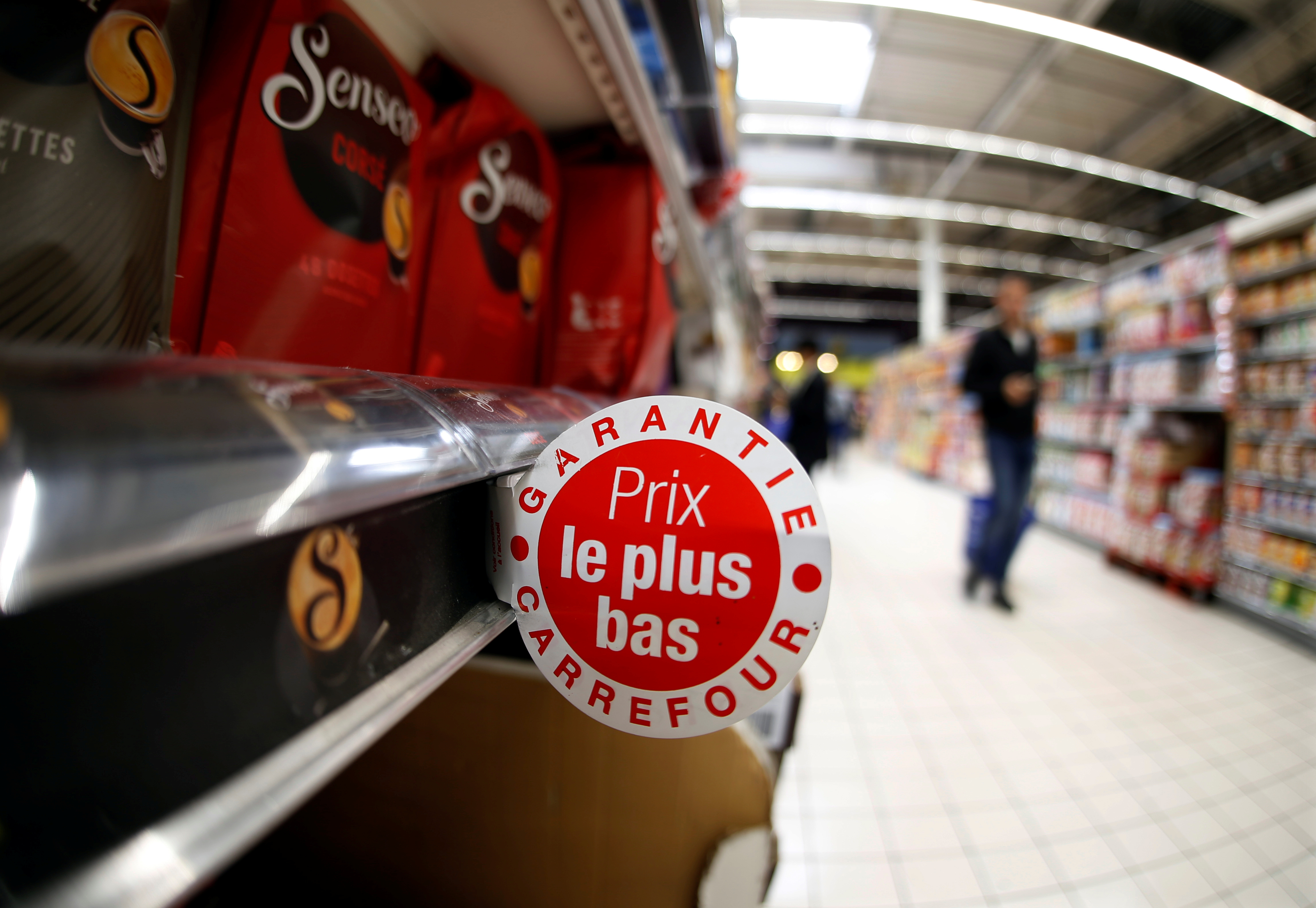 Carrefour : épinglé par Bercy, le groupe dévisse en Bourse