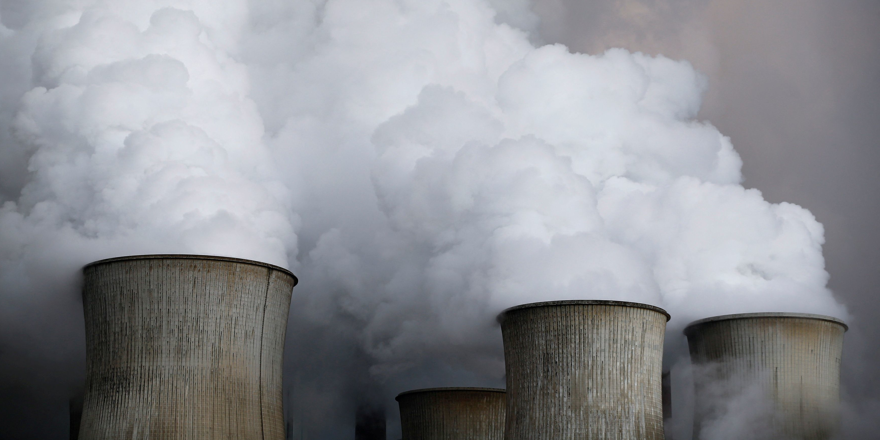 Asphyxiée par la pollution, l'Indonésie réduit la production d'une de ses centrales à charbon