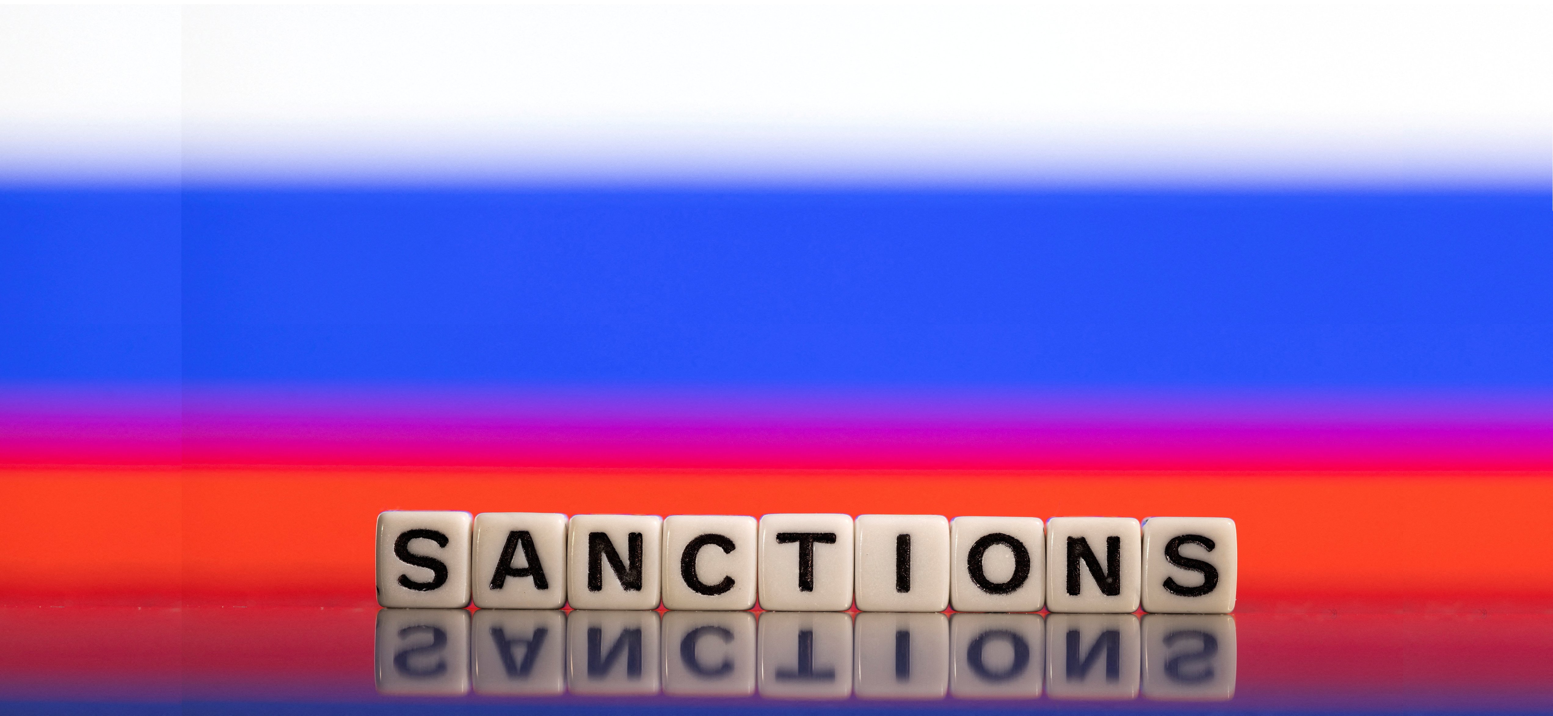 Les Etats-Unis sanctionnent plus d'une centaine d'entreprises fournissant la Russie