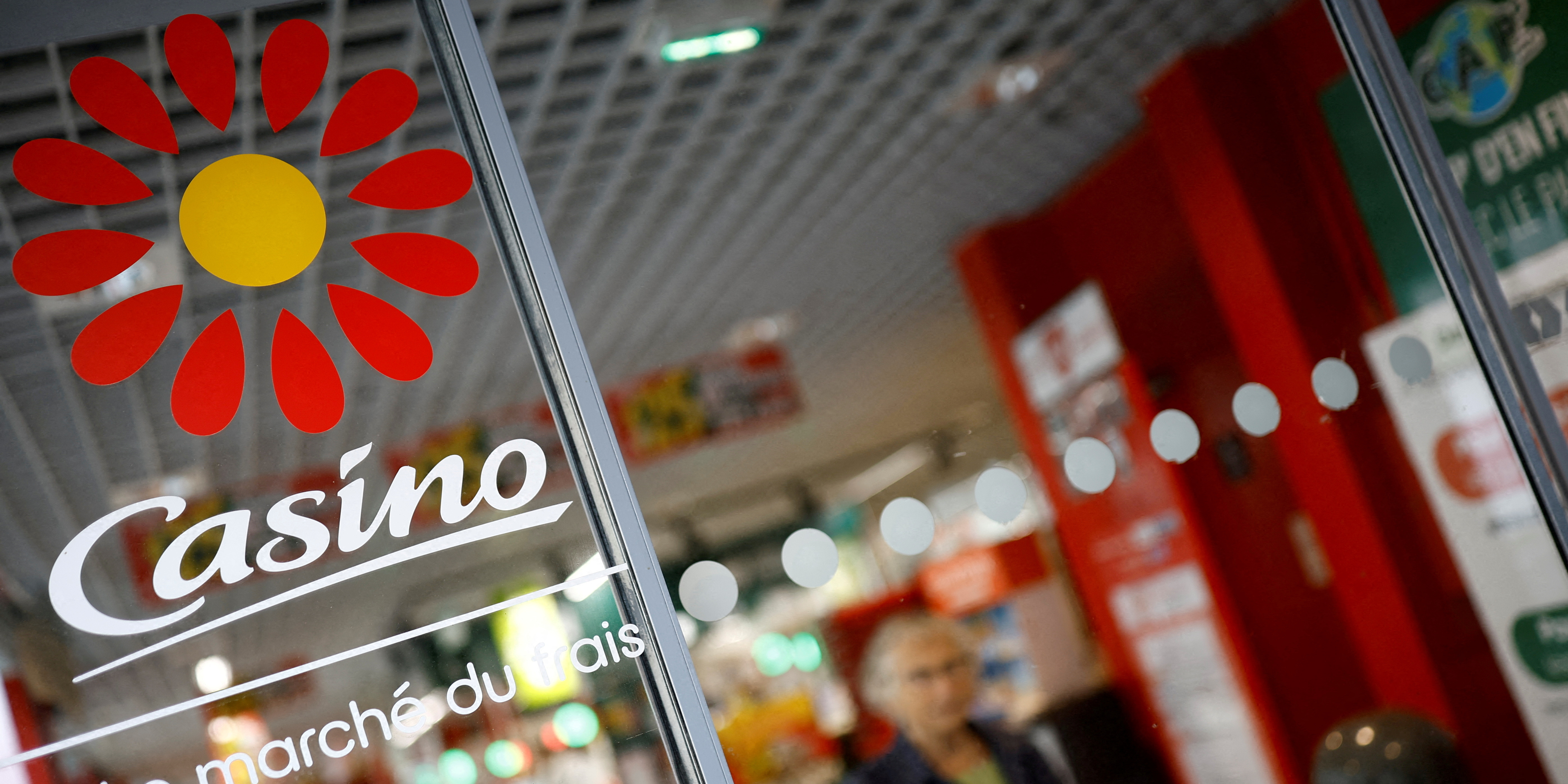 Casino: 61 magasins sur 119 sont officiellement devenus des Intermarché et Netto