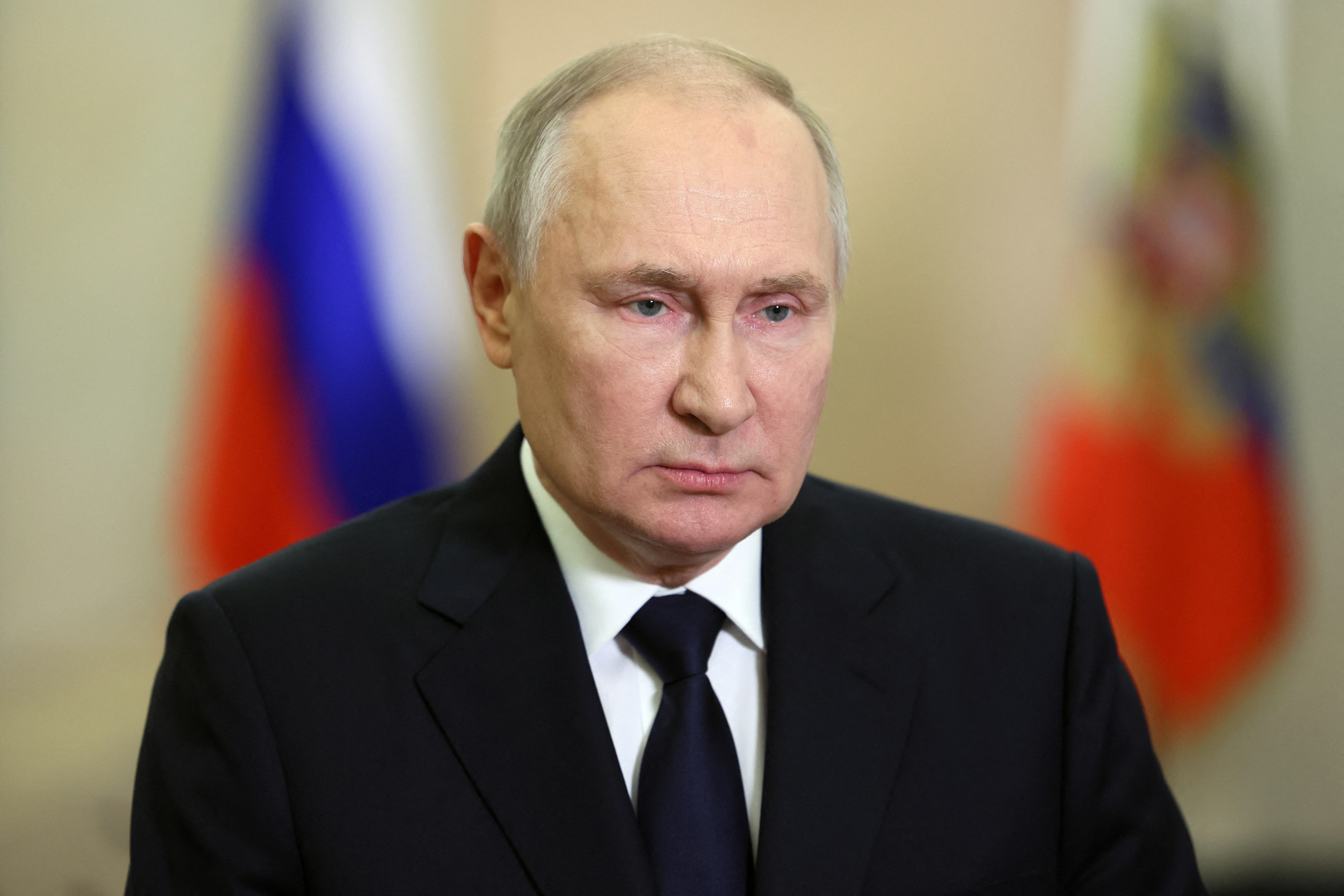 Russie : Poutine assure que les corps du chef de Wagner Evguéni Prigojine et de sa garde rapprochée avaient des « morceaux de grenade »