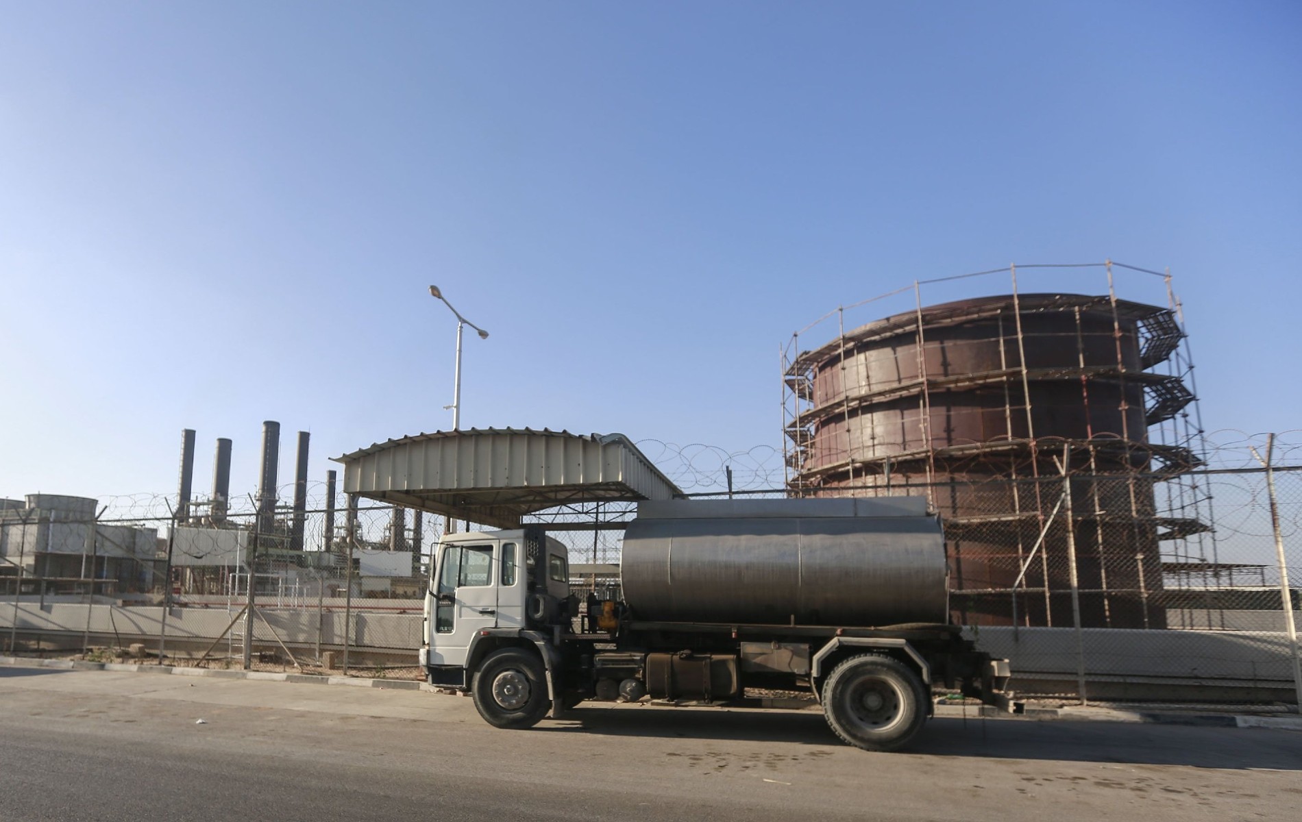 Guerre Israël-Hamas : privée de carburant, la seule centrale électrique de la bande de Gaza à l'arrêt