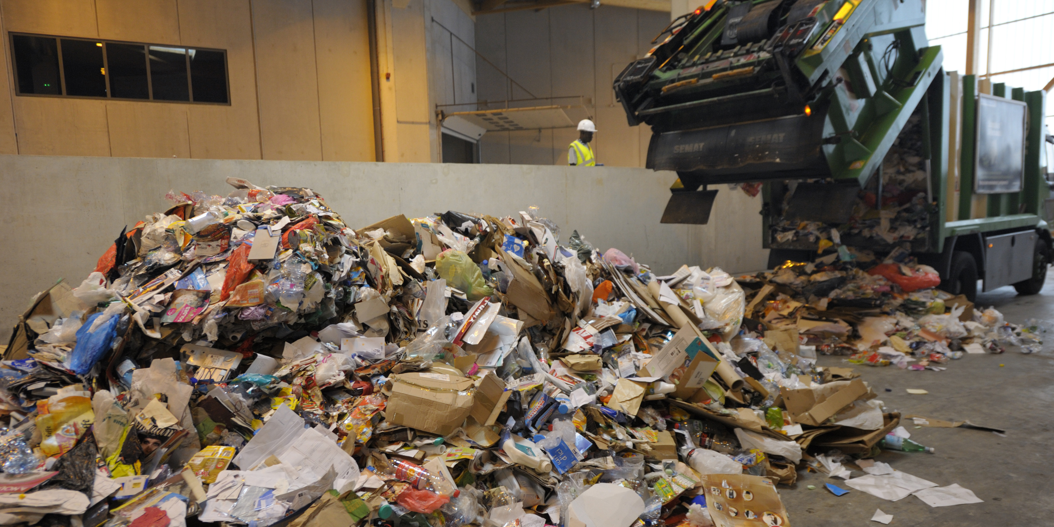 Recyclage: pourquoi les volumes collectés baissent depuis le début de l'année
