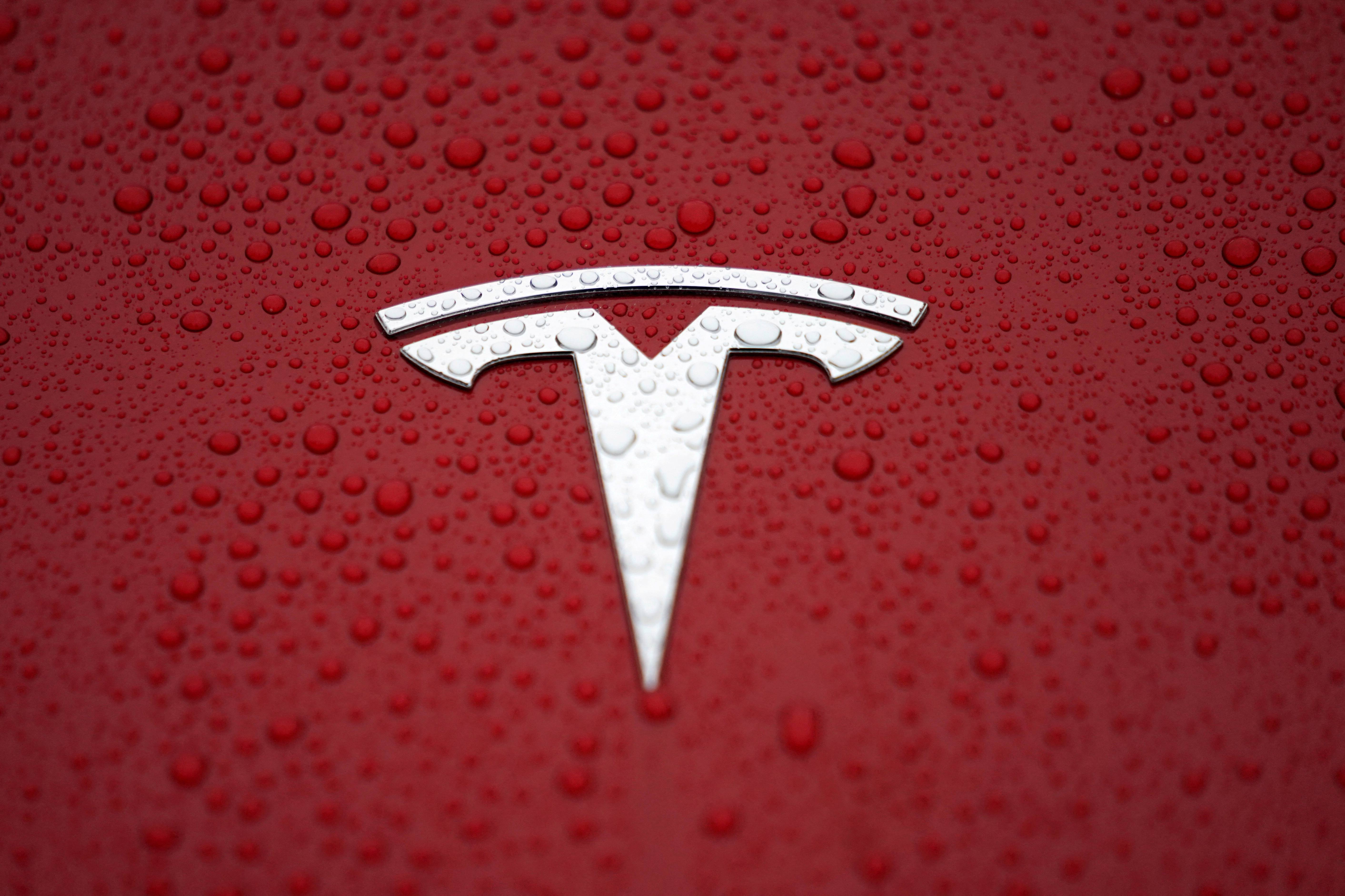 En 2023, Tesla a encore davantage produit et livré de voitures électriques, en particulier en France