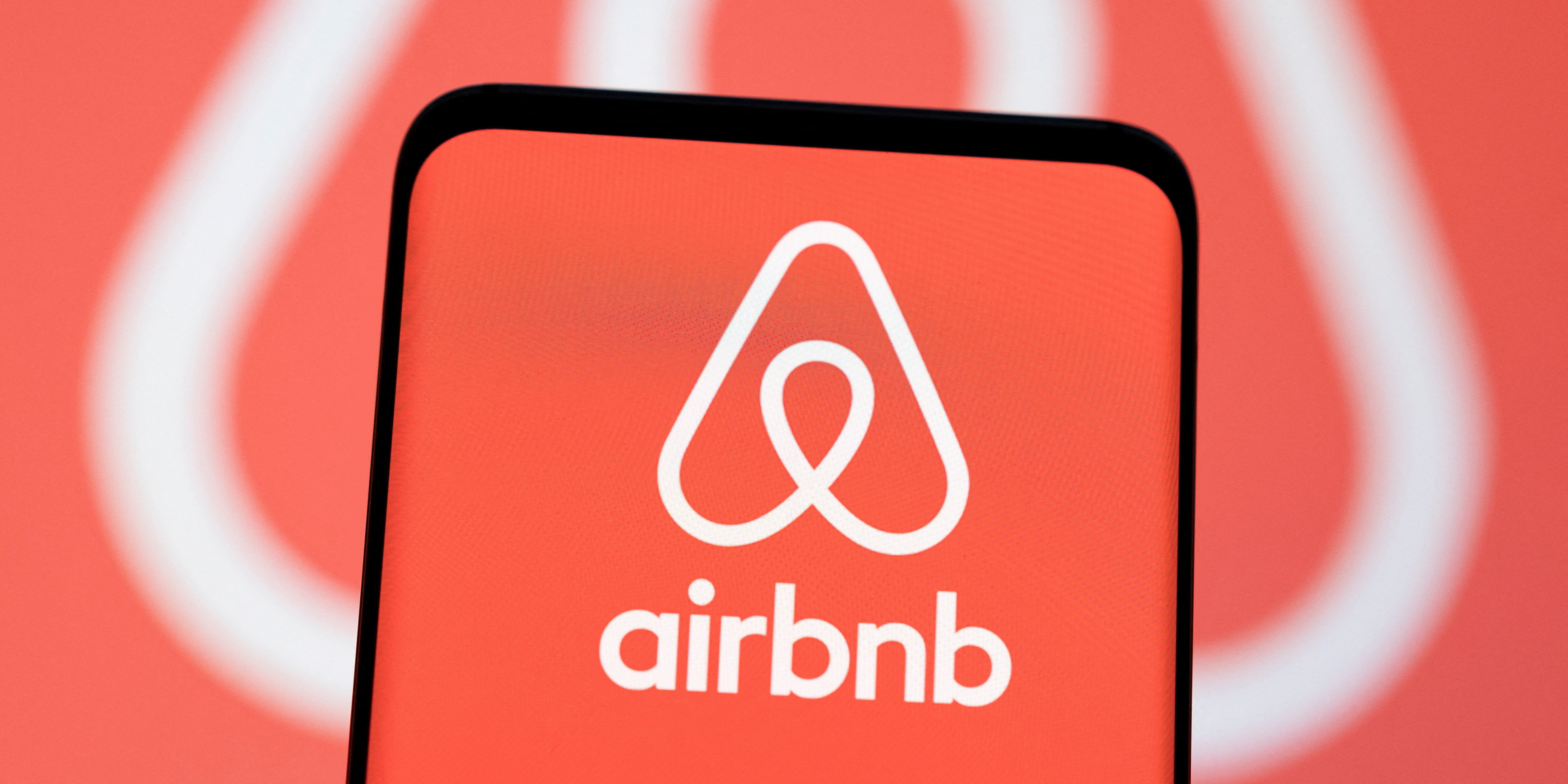 Budget 2024 : l'opposition au Parlement dénonce des « cadeaux » à Airbnb