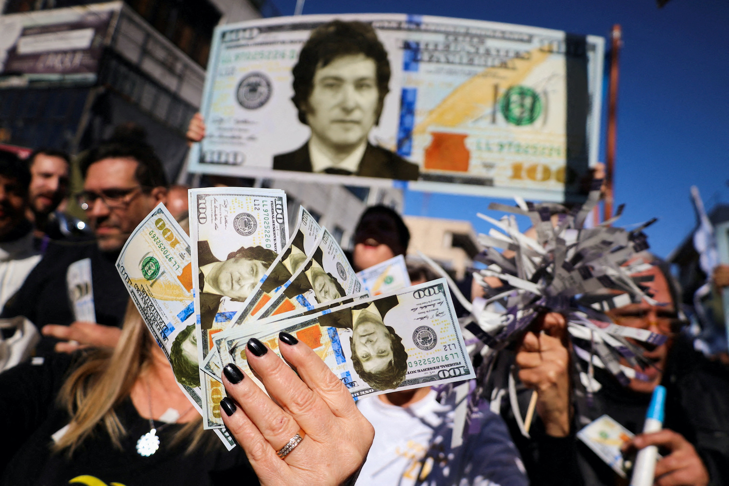 Argentine : le FMI adoube le plan « ambitieux » du président Milei avec une première tranche d'aide