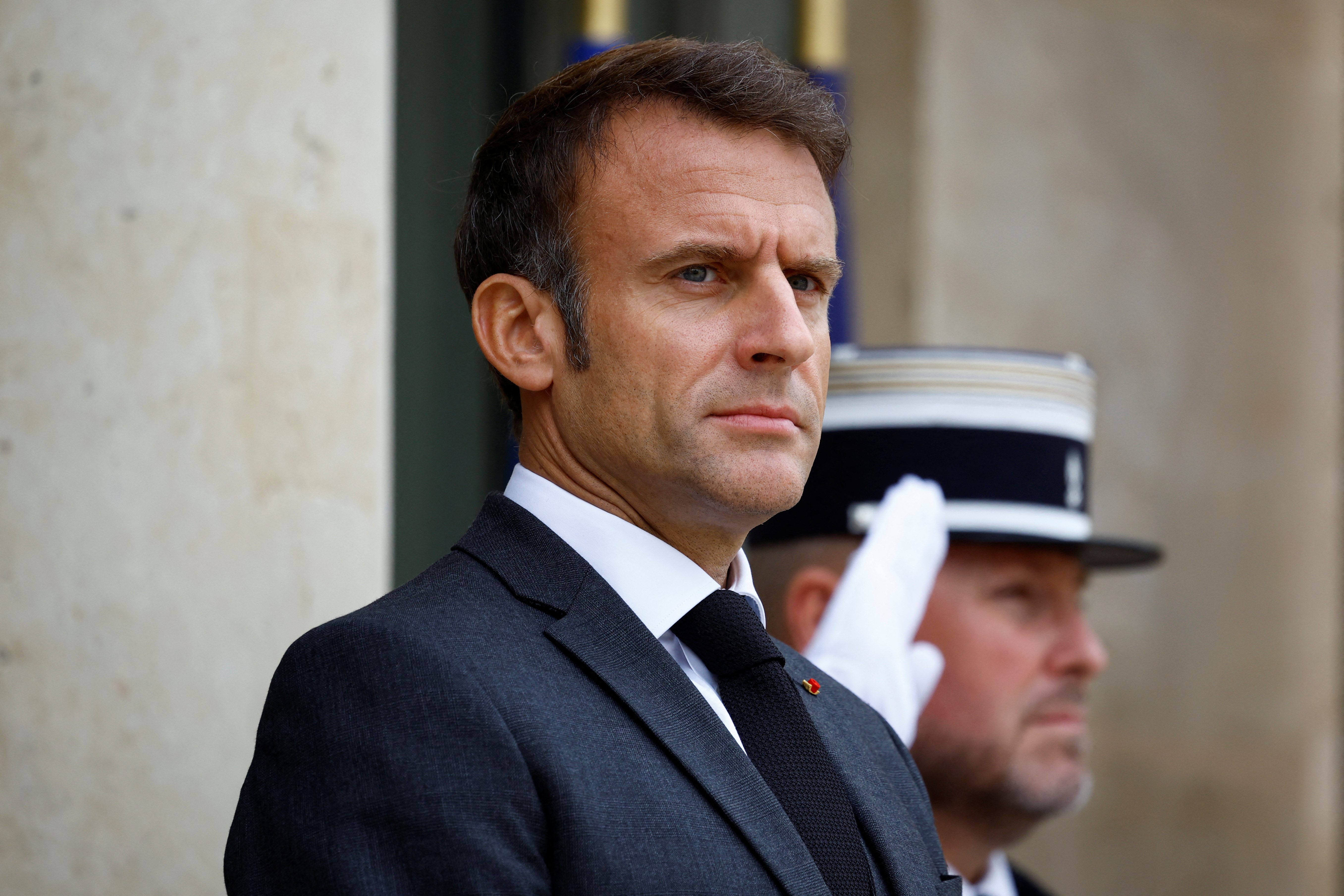 En Israël, Emmanuel Macron veut proposer de relancer un « véritable processus de paix »
