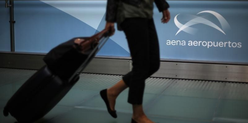 Aéroports : Aena, premier opérateur mondial, profite de l'envolée du trafic aérien