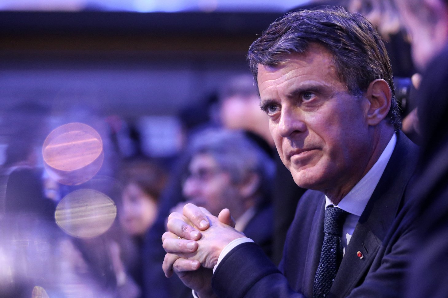 Manuel Valls, un retour politique inattendu aux Outre-mer