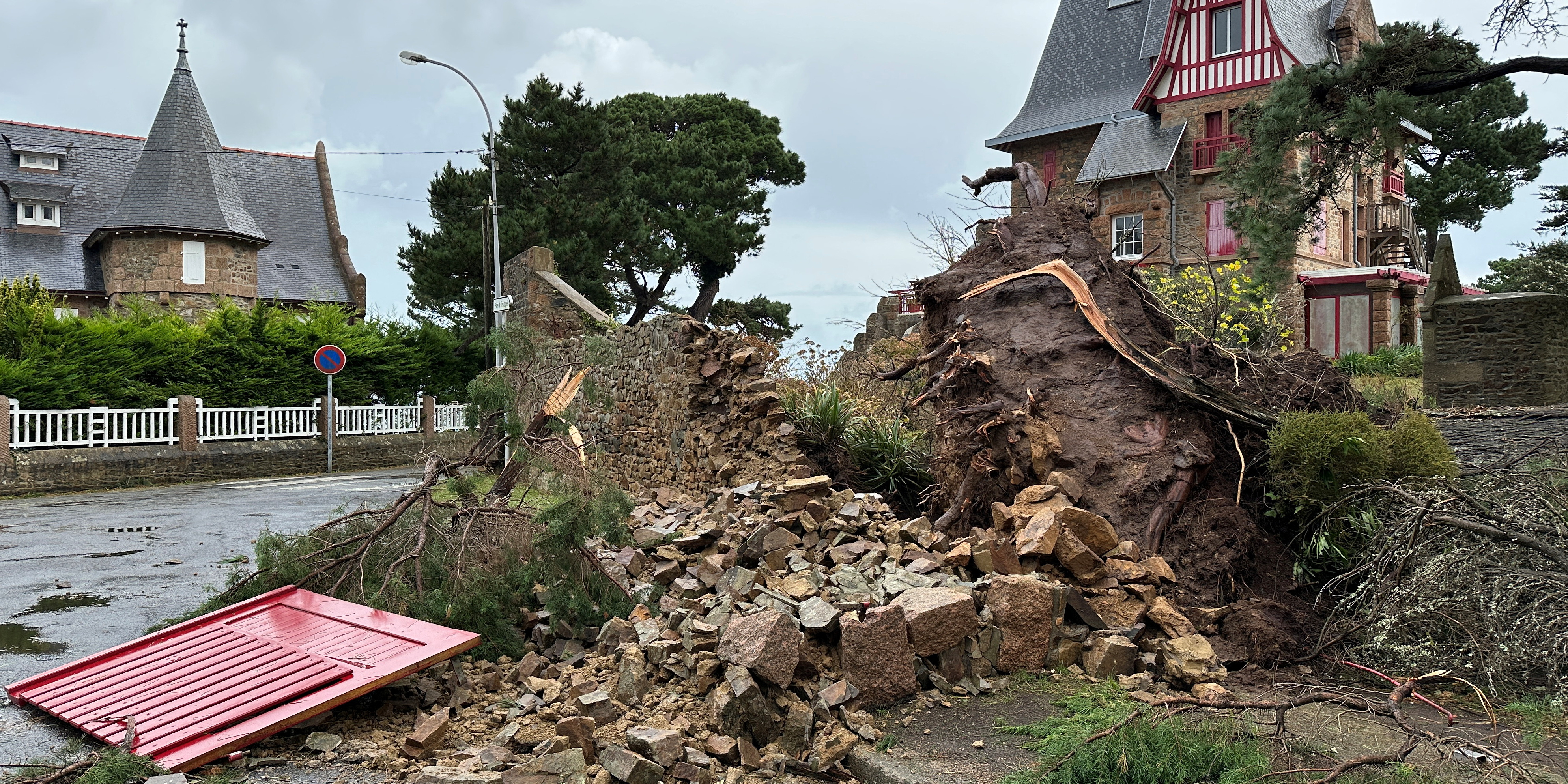 Bretagne : les sinistrés des tempêtes Ciaran et Domingos auront droit à un « fonds exceptionnel »