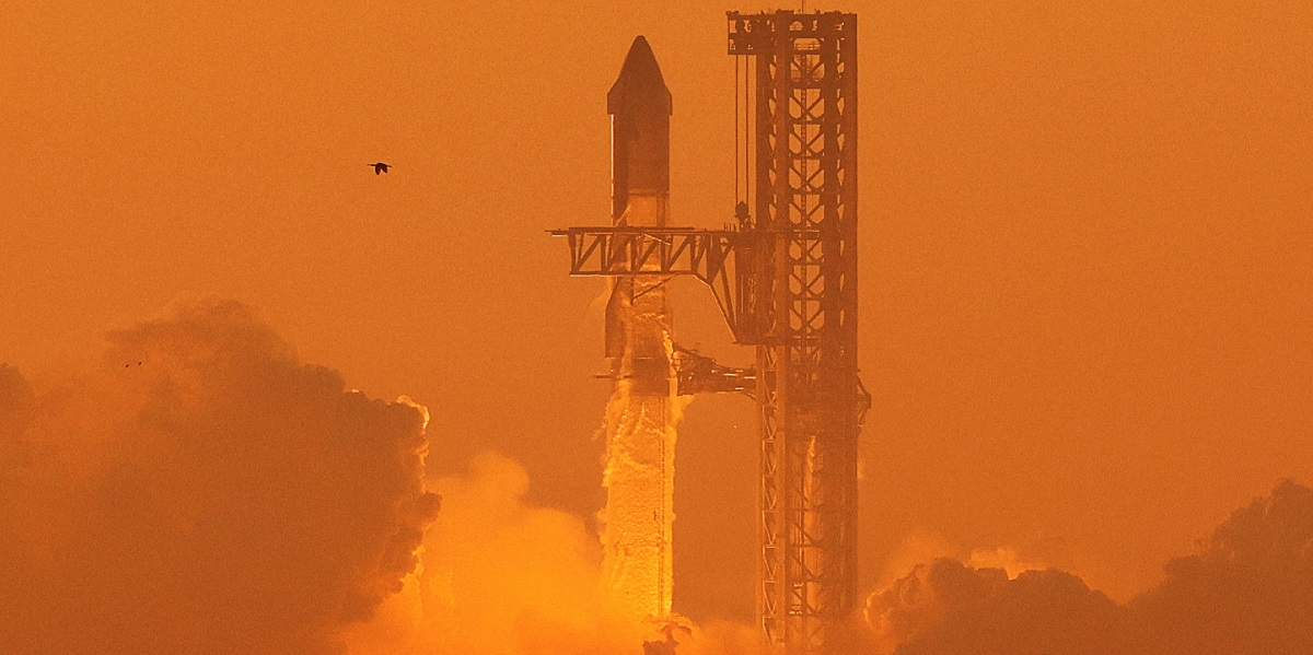 Lancement réussi pour Starship, la plus grande fusée du monde, avant son  explosion