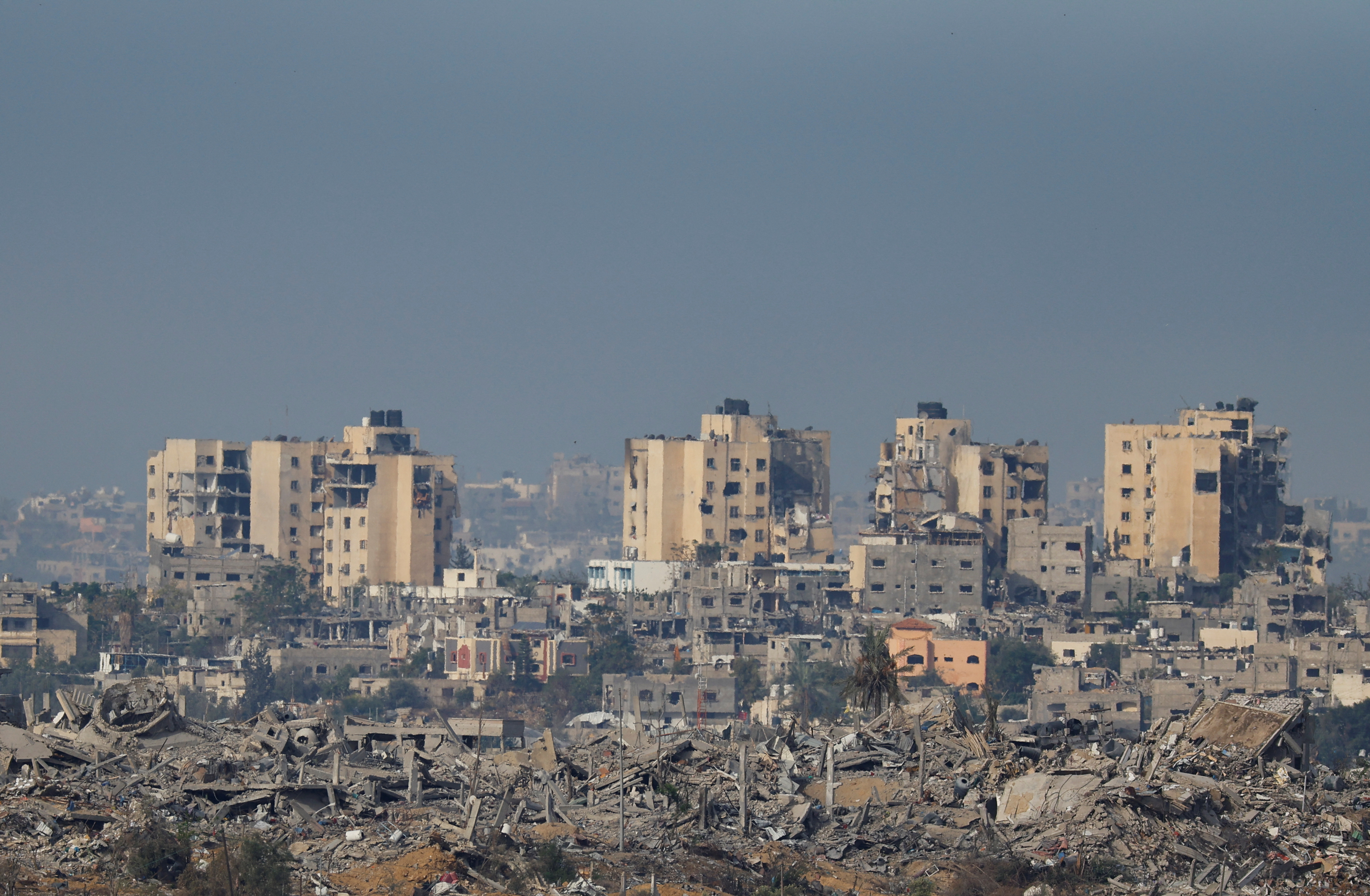 Une trêve de 4 jours entre Israël et le Hamas entre en vigueur à Gaza, après des semaines de guerre