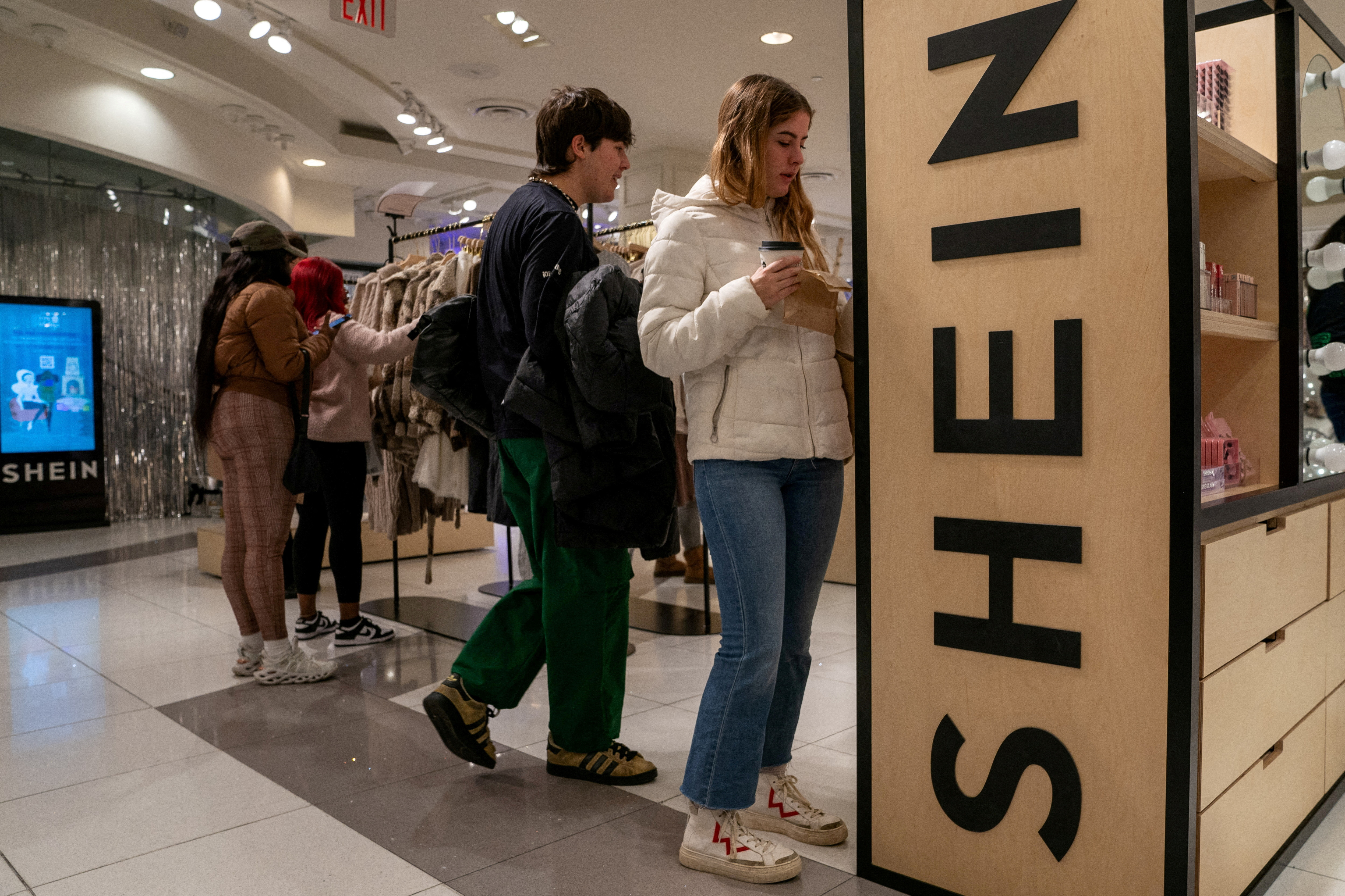 Shein, le roi chinois de la fast fashion, en passe de faire une entrée fracassante à Wall Street