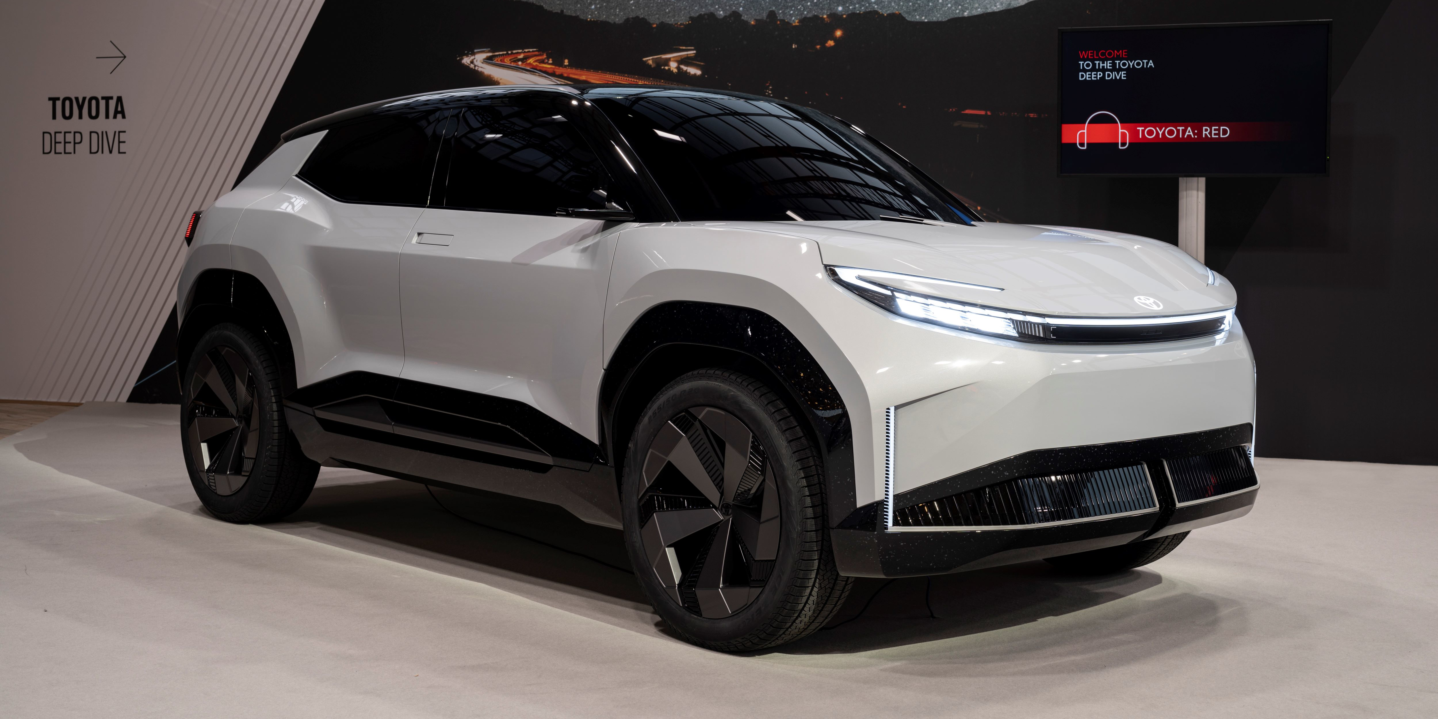 Voiture électrique : Toyota accélère et sort un SUV compact électrique pour 2024