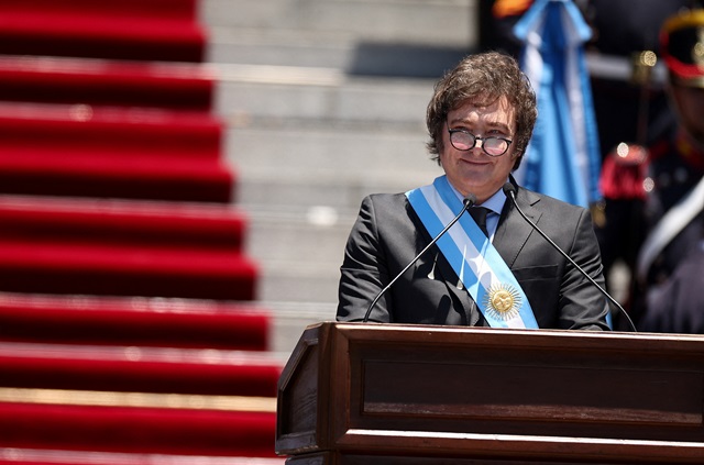 Argentine : le président Milei promet un « choc d'austérité budgétaire »