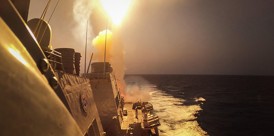 Mer Rouge : l'armée américaine détruit un missile sol-air des Houthis qui ciblait des avions depuis le Yémen