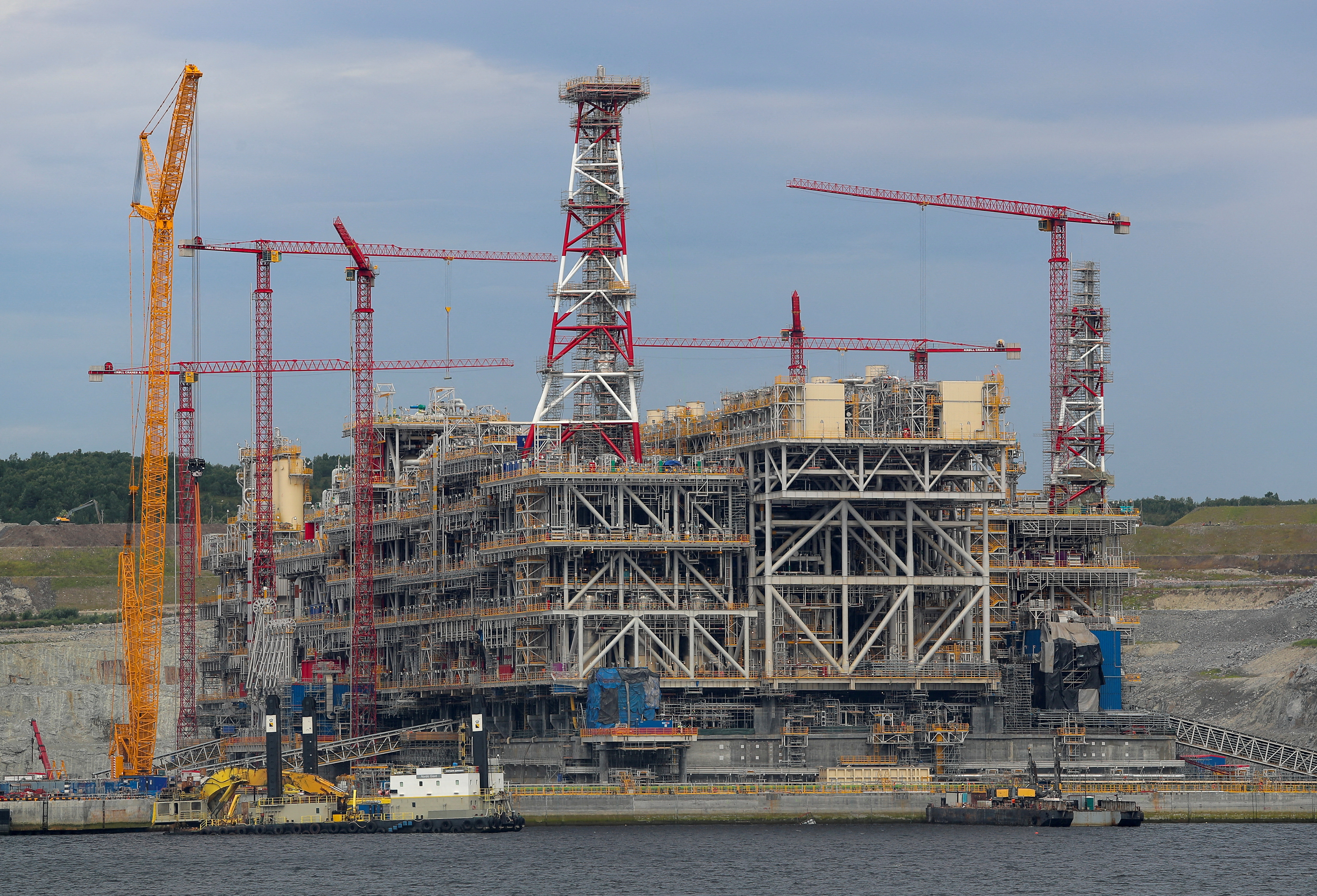 Gaz : les actionnaires étrangers suspendent leur participation dans le méga projet Arctic LNG 2, très attendu par la Russie