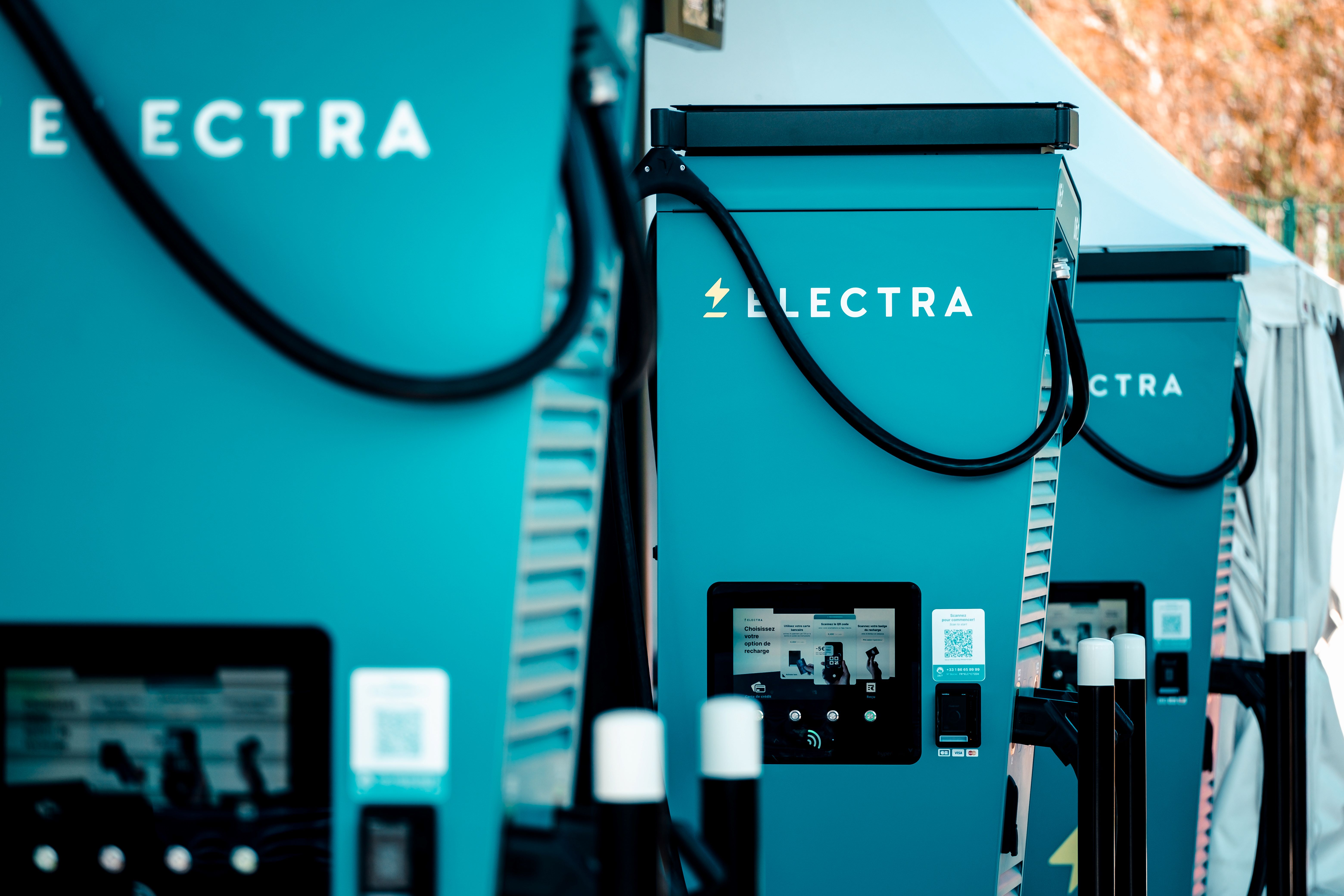 Voitures électriques : Electra lève la somme record de 304 millions d'euros pour multiplier ses bornes de recharge en Europe