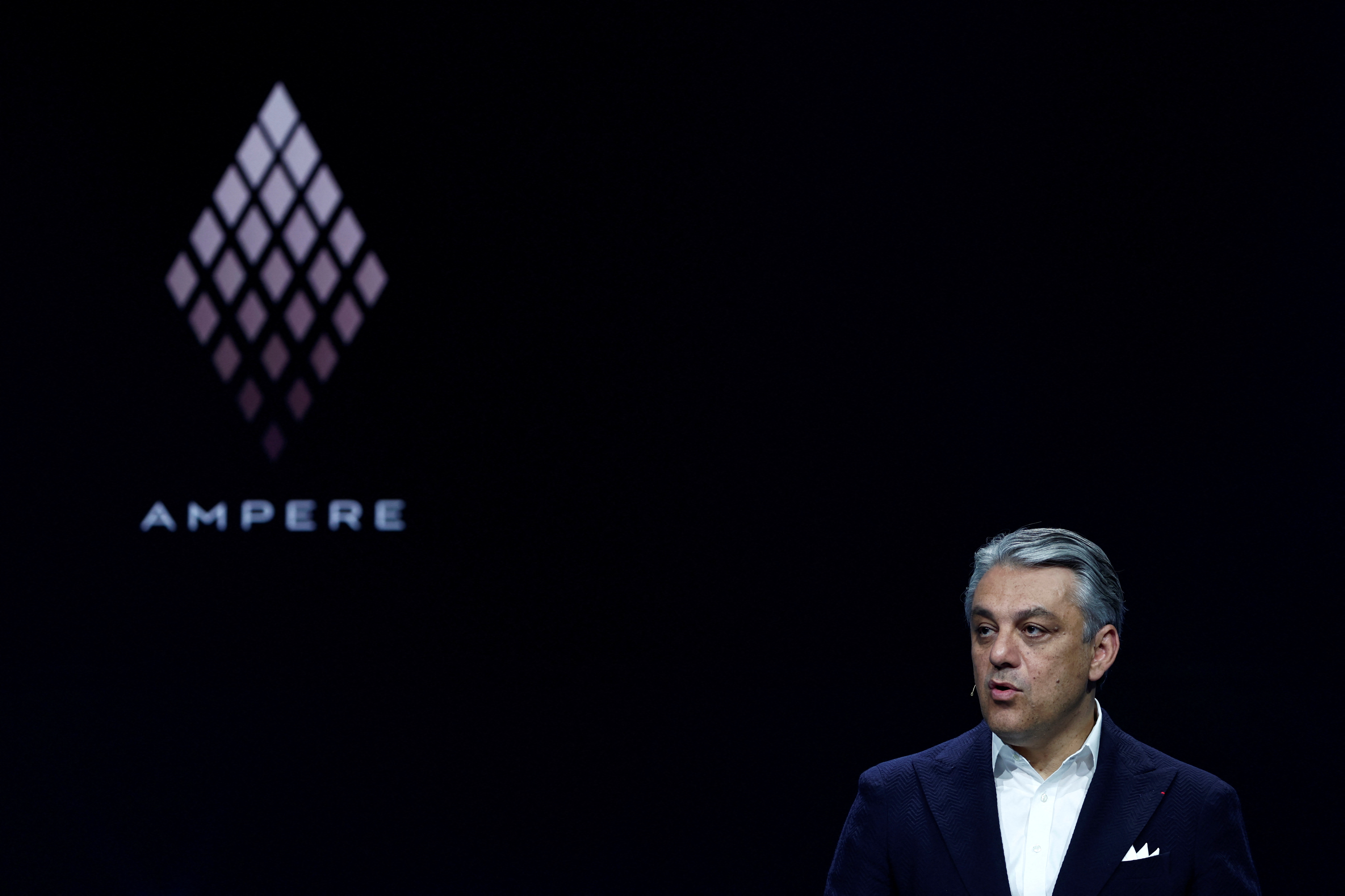 Renault renonce à l'introduction d'Ampere en Bourse : les marchés financiers applaudissent