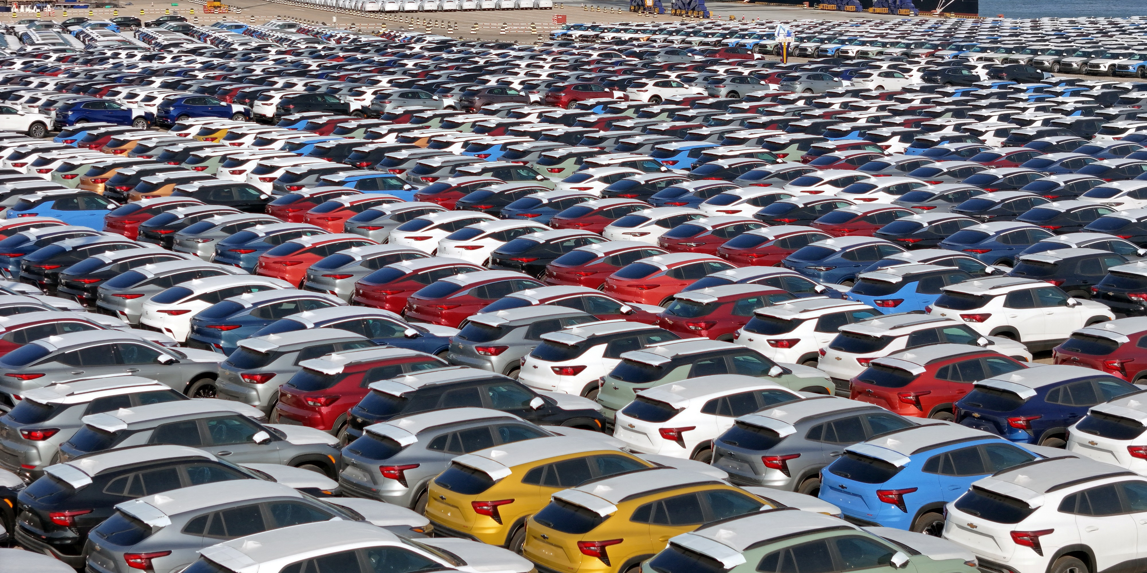 Automobile: pour la première fois de l'Histoire, la Chine détrône le Japon comme premier exportateur mondial